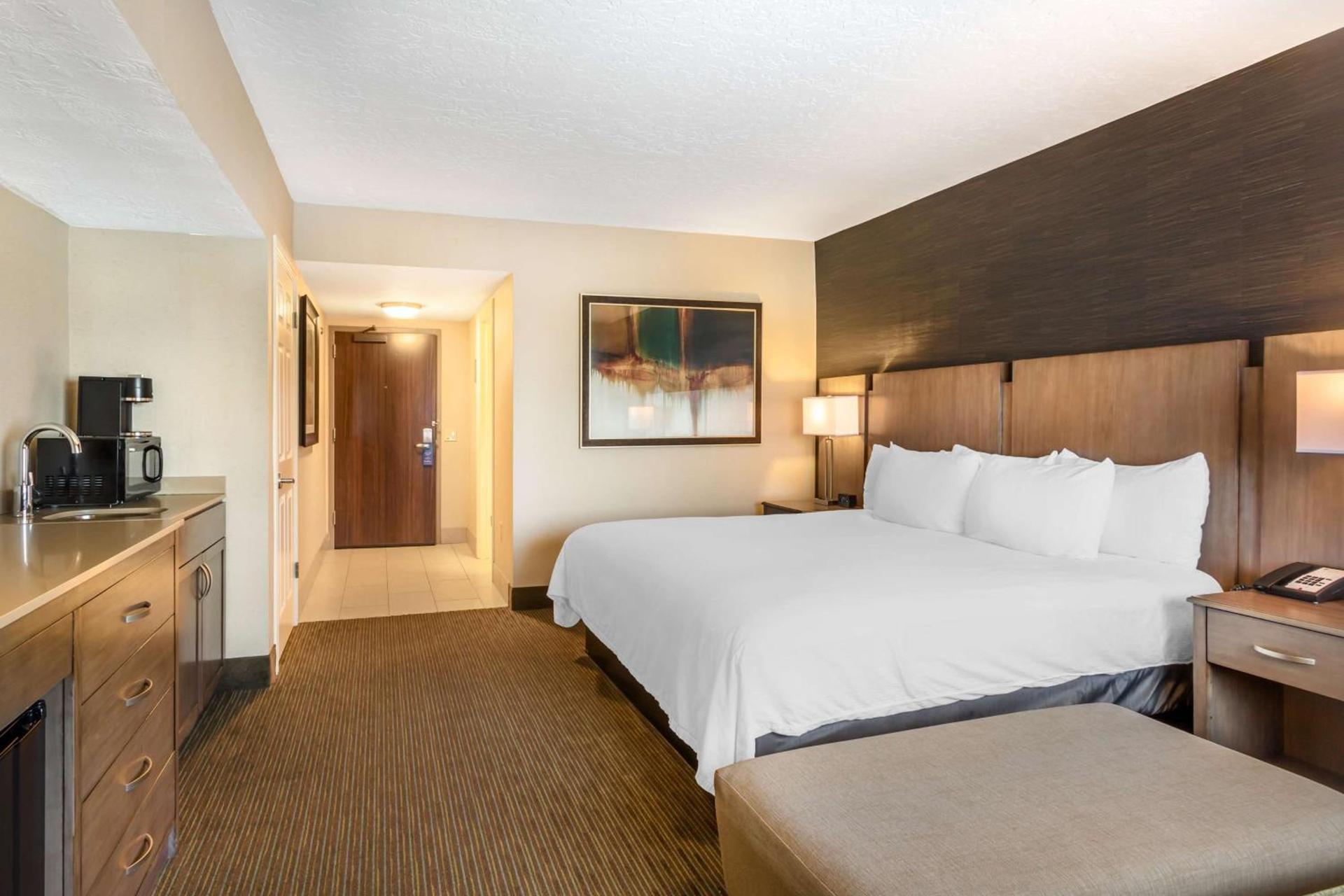 Best Western Plus Cotton Tree Inn photo 10