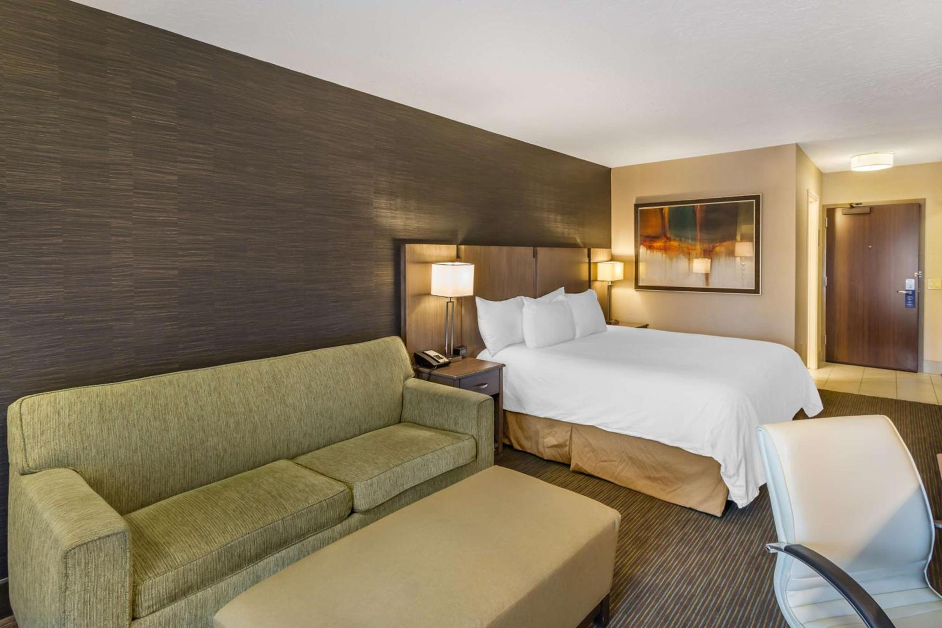 Best Western Plus Cotton Tree Inn photo 21