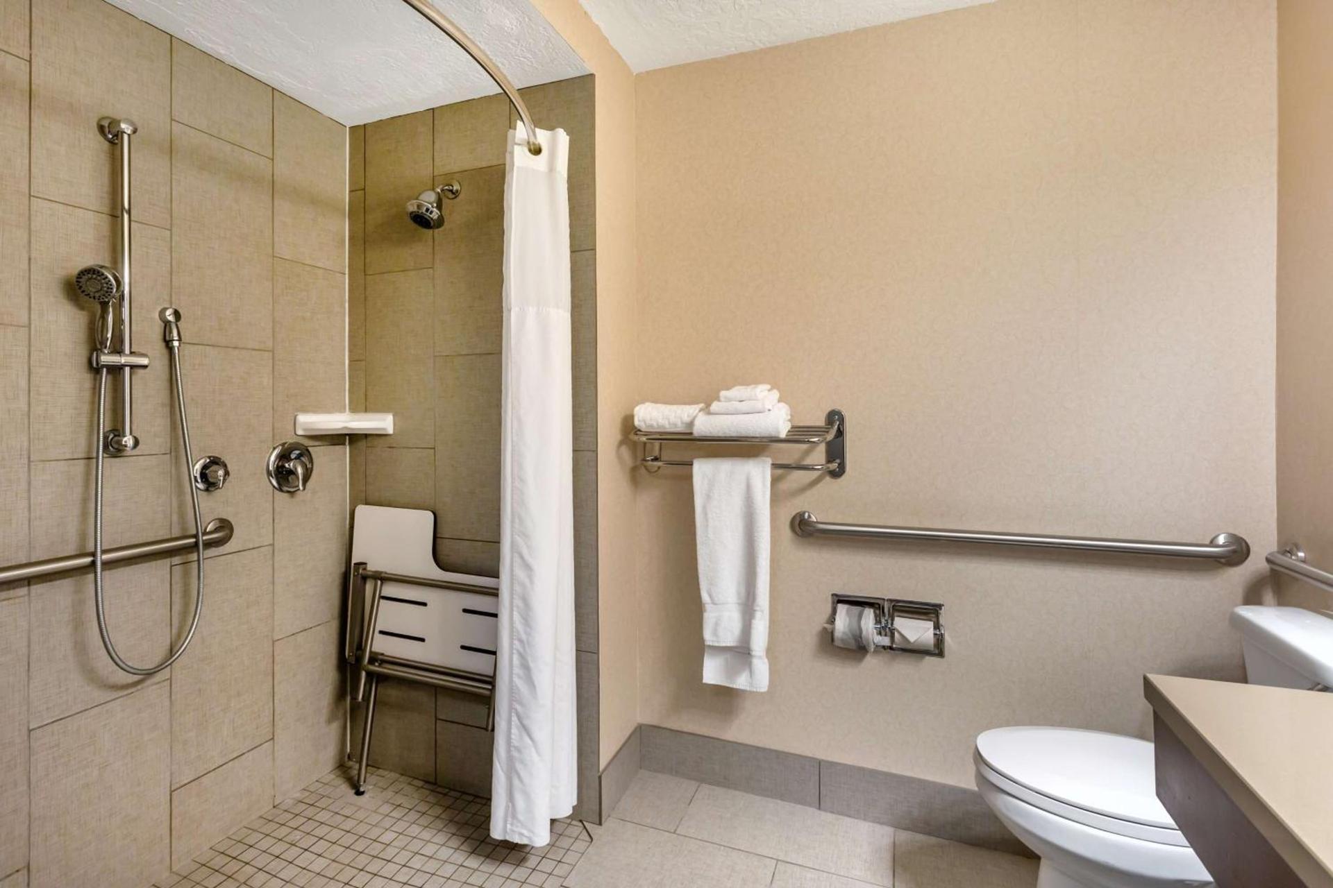 Best Western Plus Cotton Tree Inn photo 22