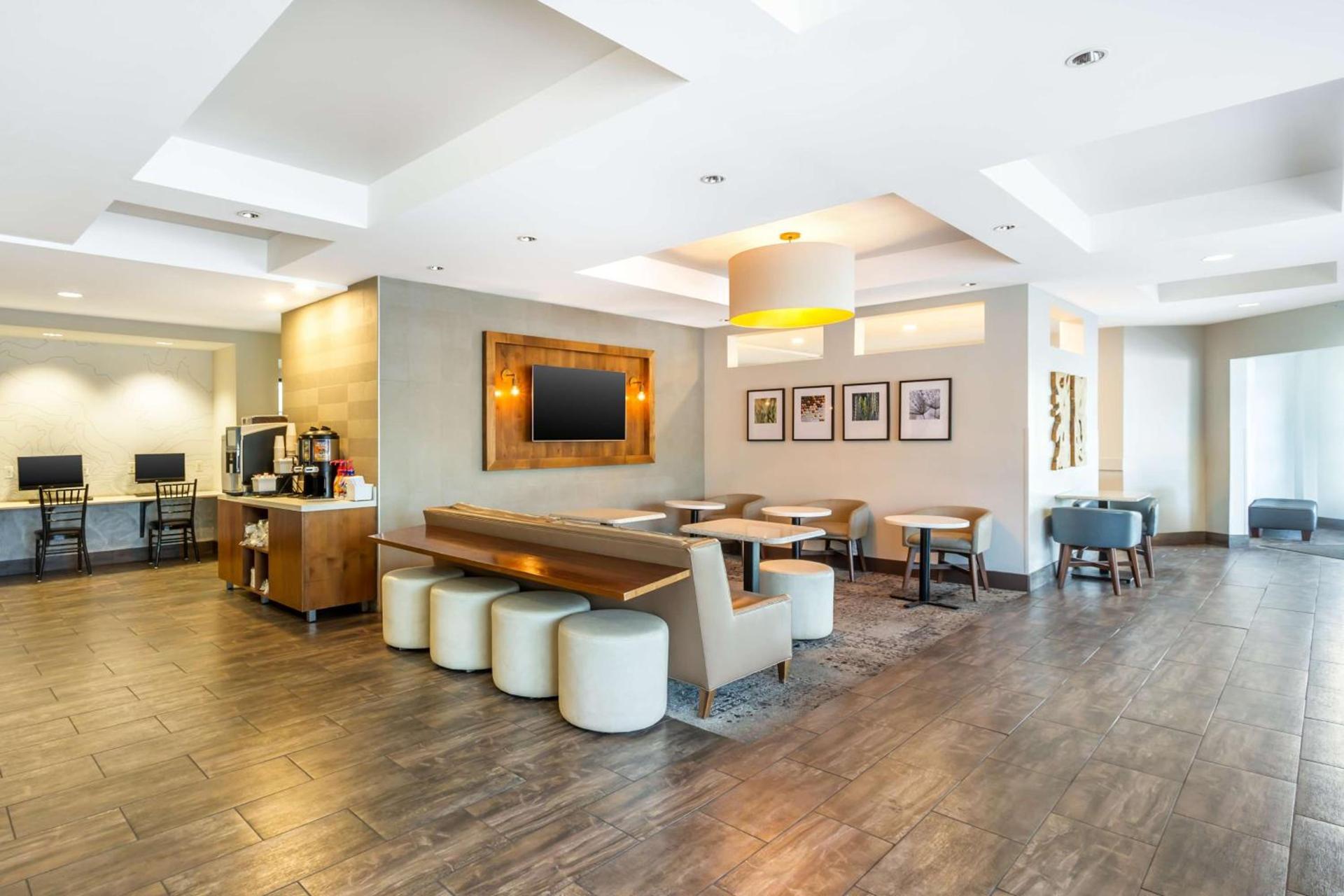 Best Western Plus Cotton Tree Inn photo 37