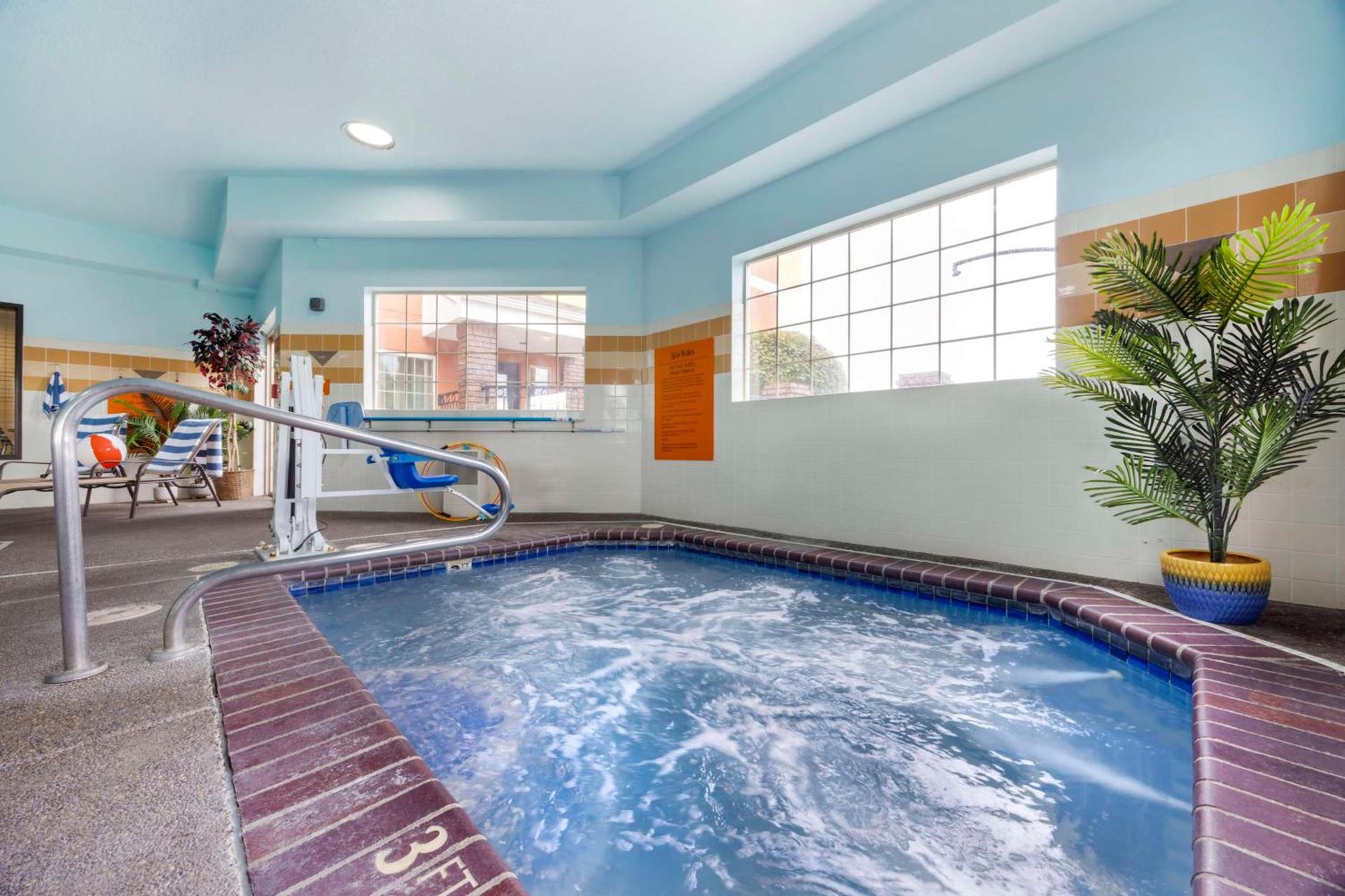 Best Western Plus Northwind Inn & Suites photo 29