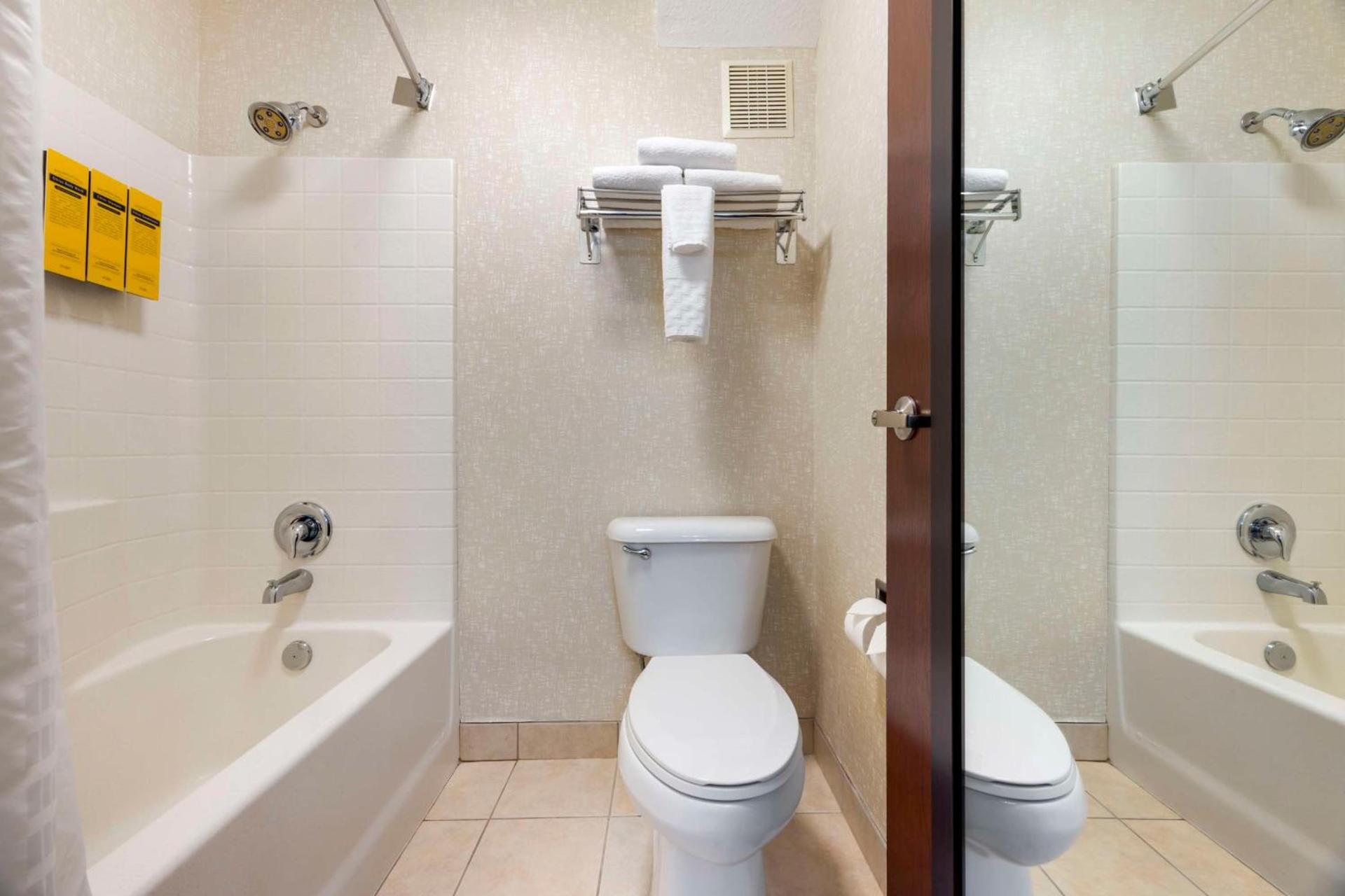 Best Western Plus Northwind Inn & Suites photo 16