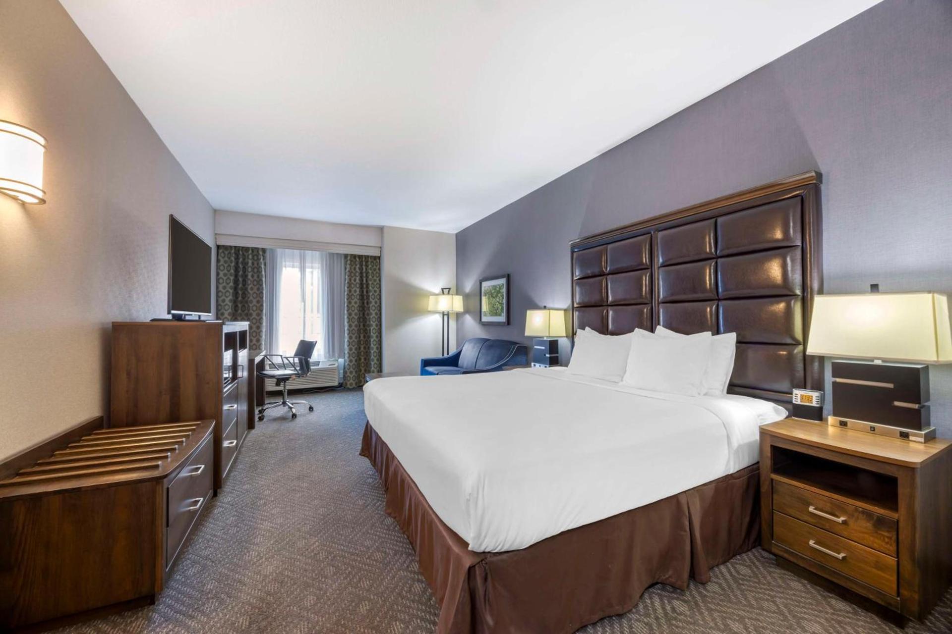 Best Western Plus Northwind Inn & Suites photo 18