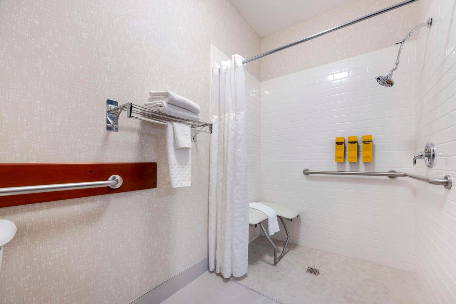 Best Western Plus Northwind Inn & Suites photo 30