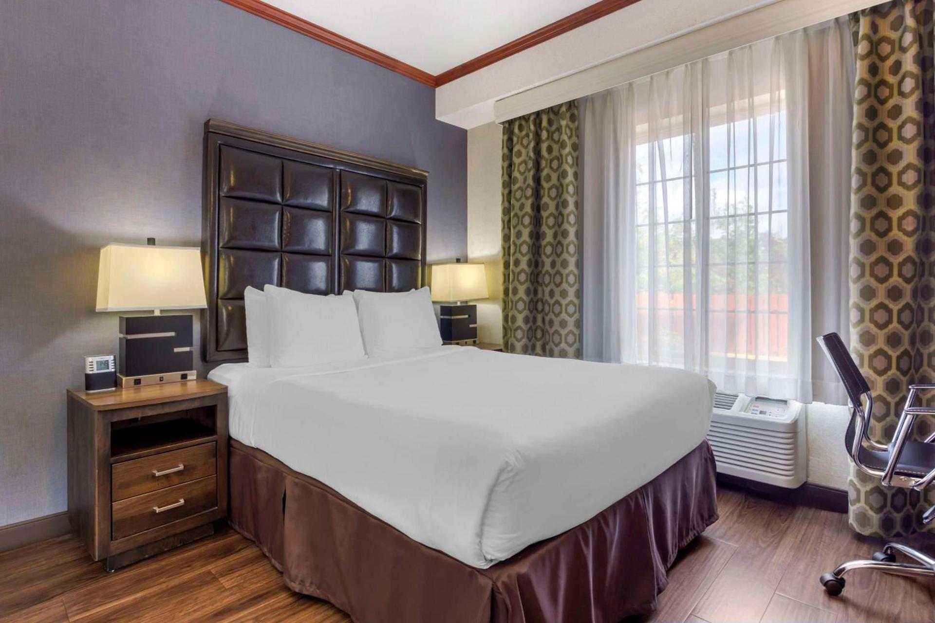Best Western Plus Northwind Inn & Suites photo 31