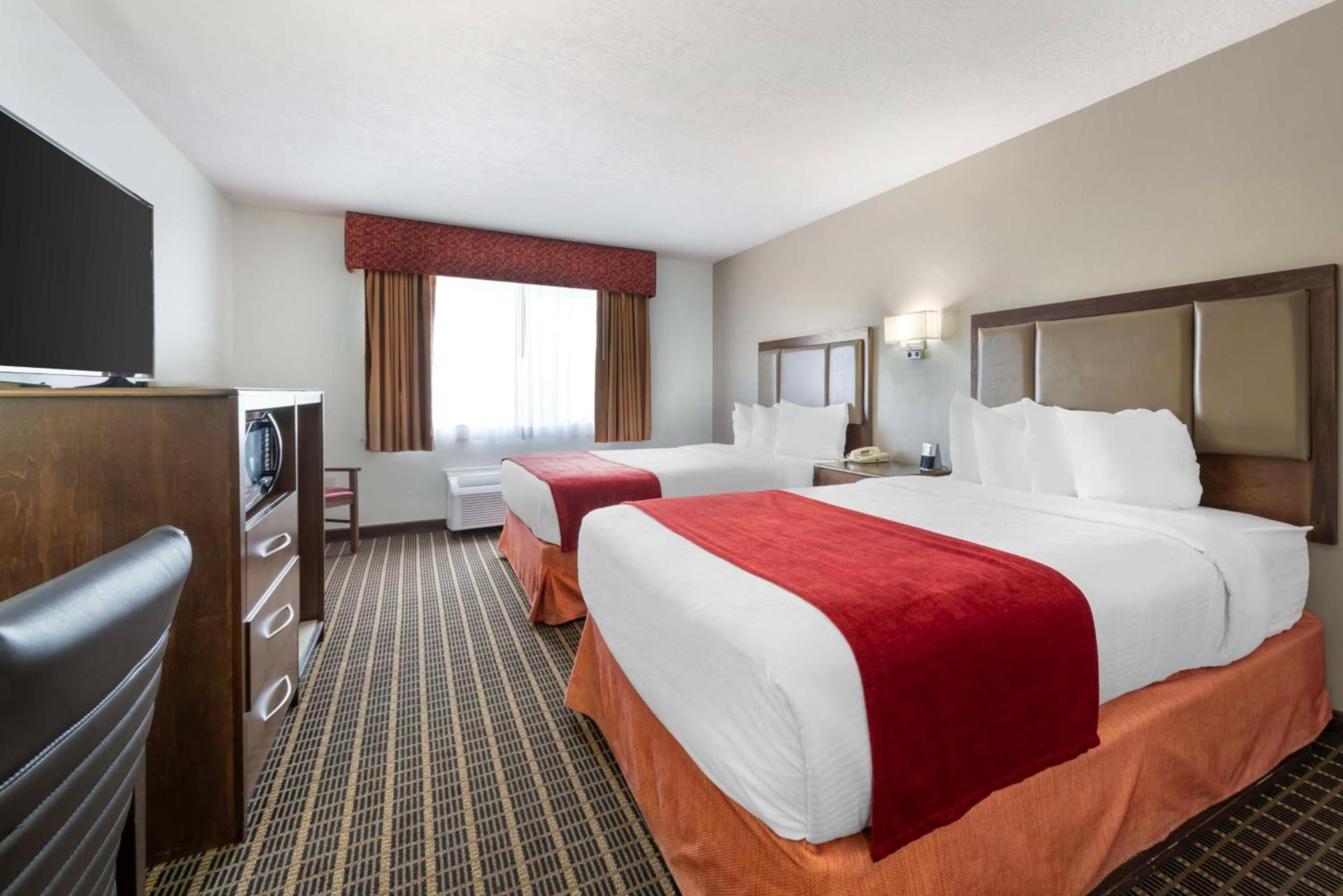 Best Western Plus Eagleridge Inn & Suites photo 23