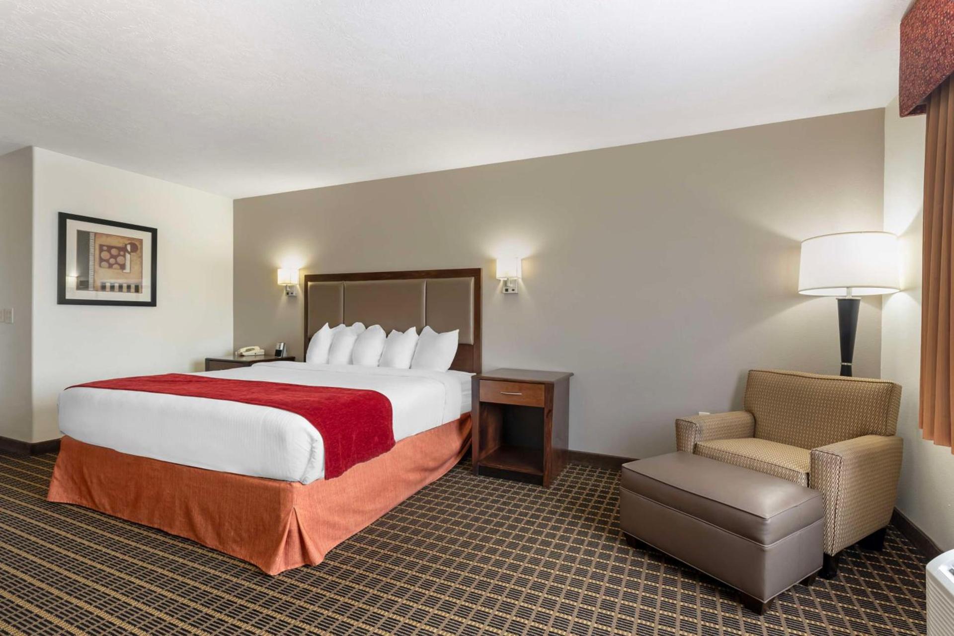 Best Western Plus Eagleridge Inn & Suites photo 29