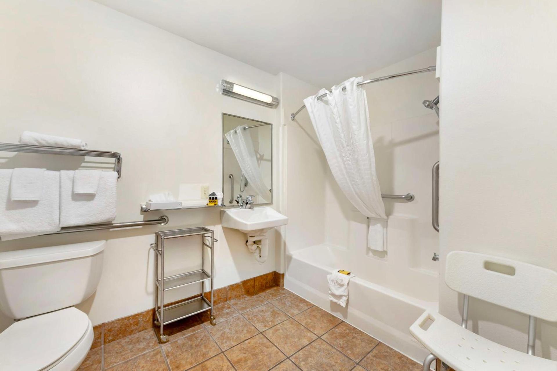 Best Western Plus Eagleridge Inn & Suites photo 33