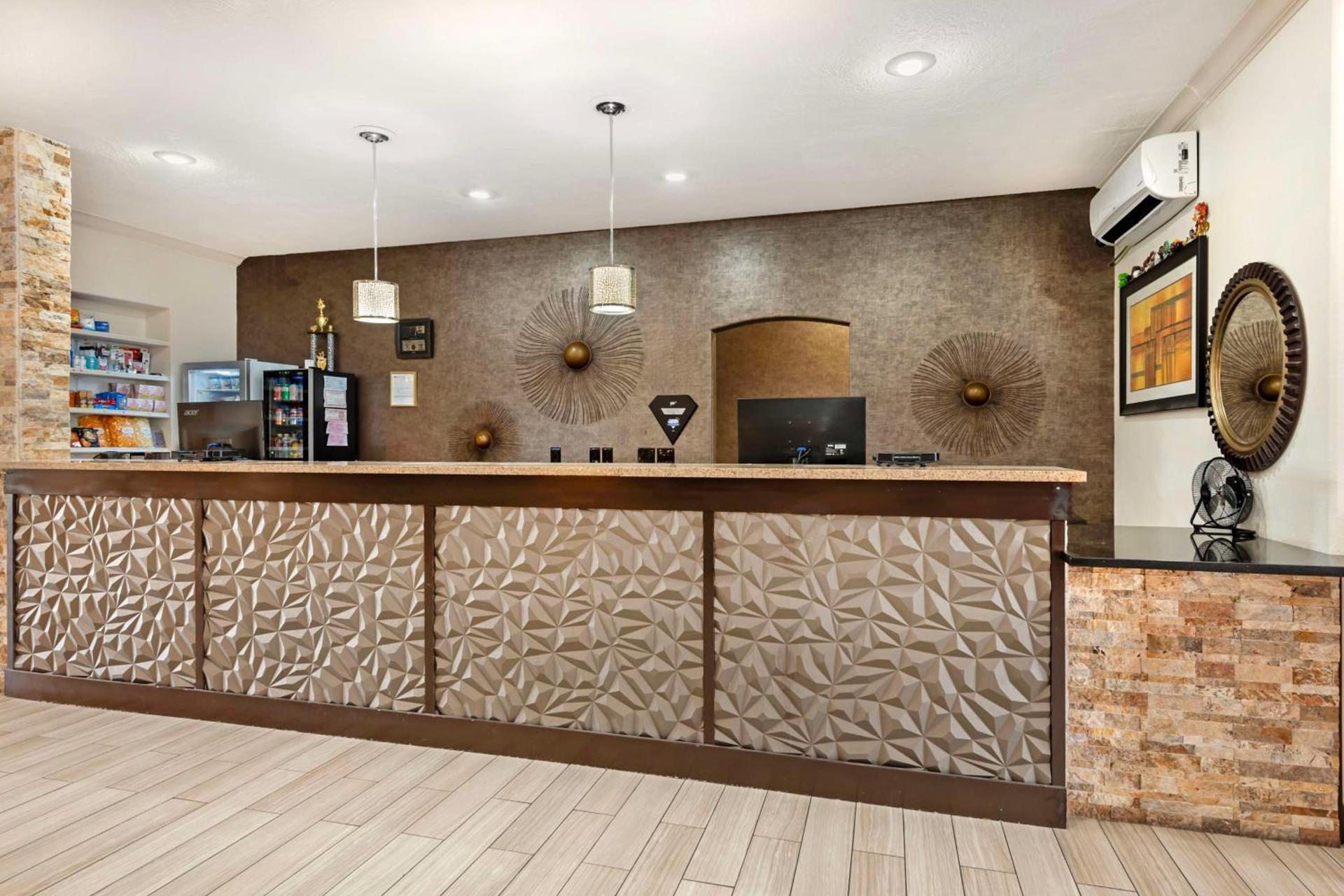 Best Western Plus Eagleridge Inn & Suites photo 45
