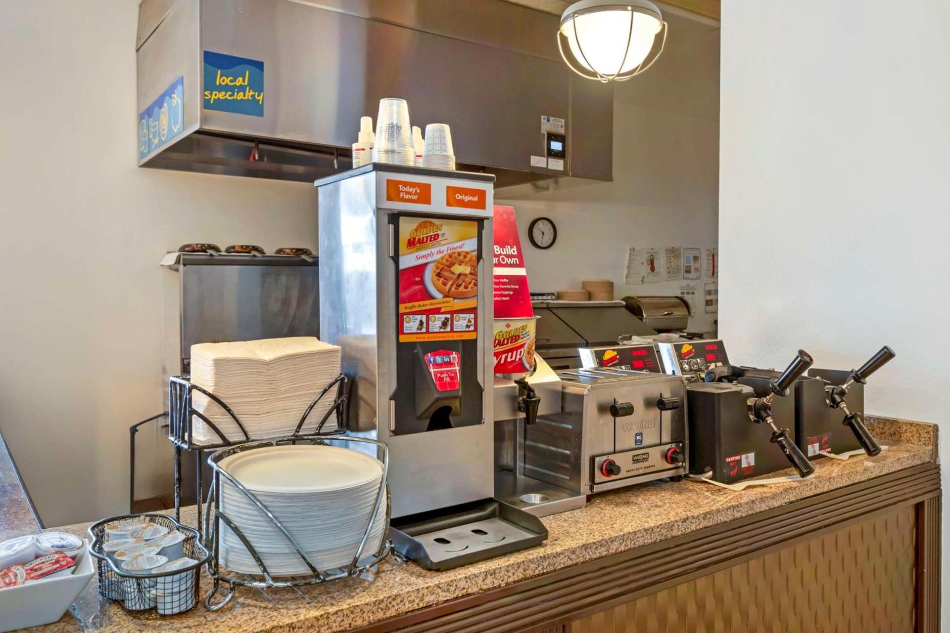 Best Western Plus Eagleridge Inn & Suites photo 53