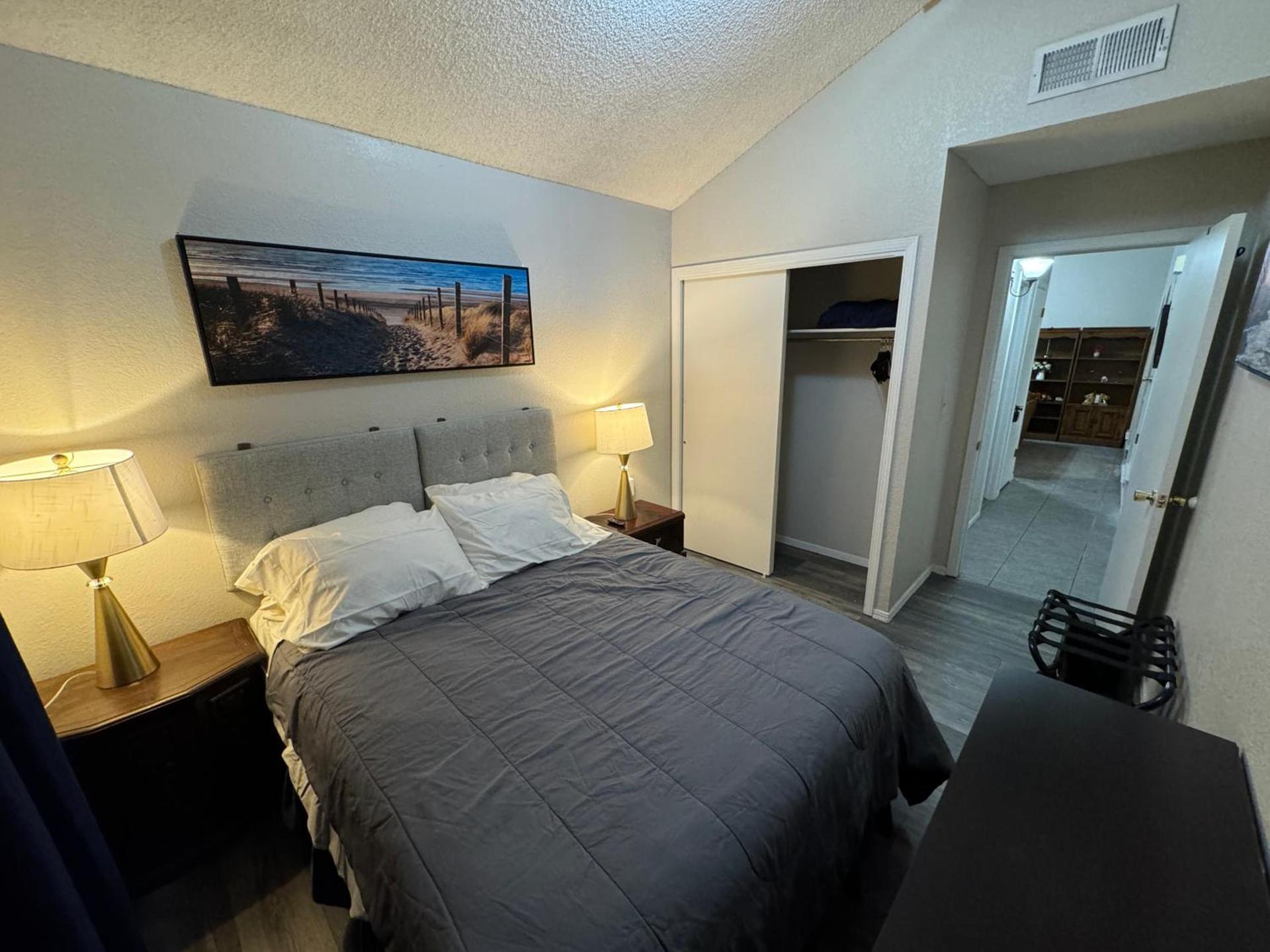 Comfort & Productivity Haven! photo 4