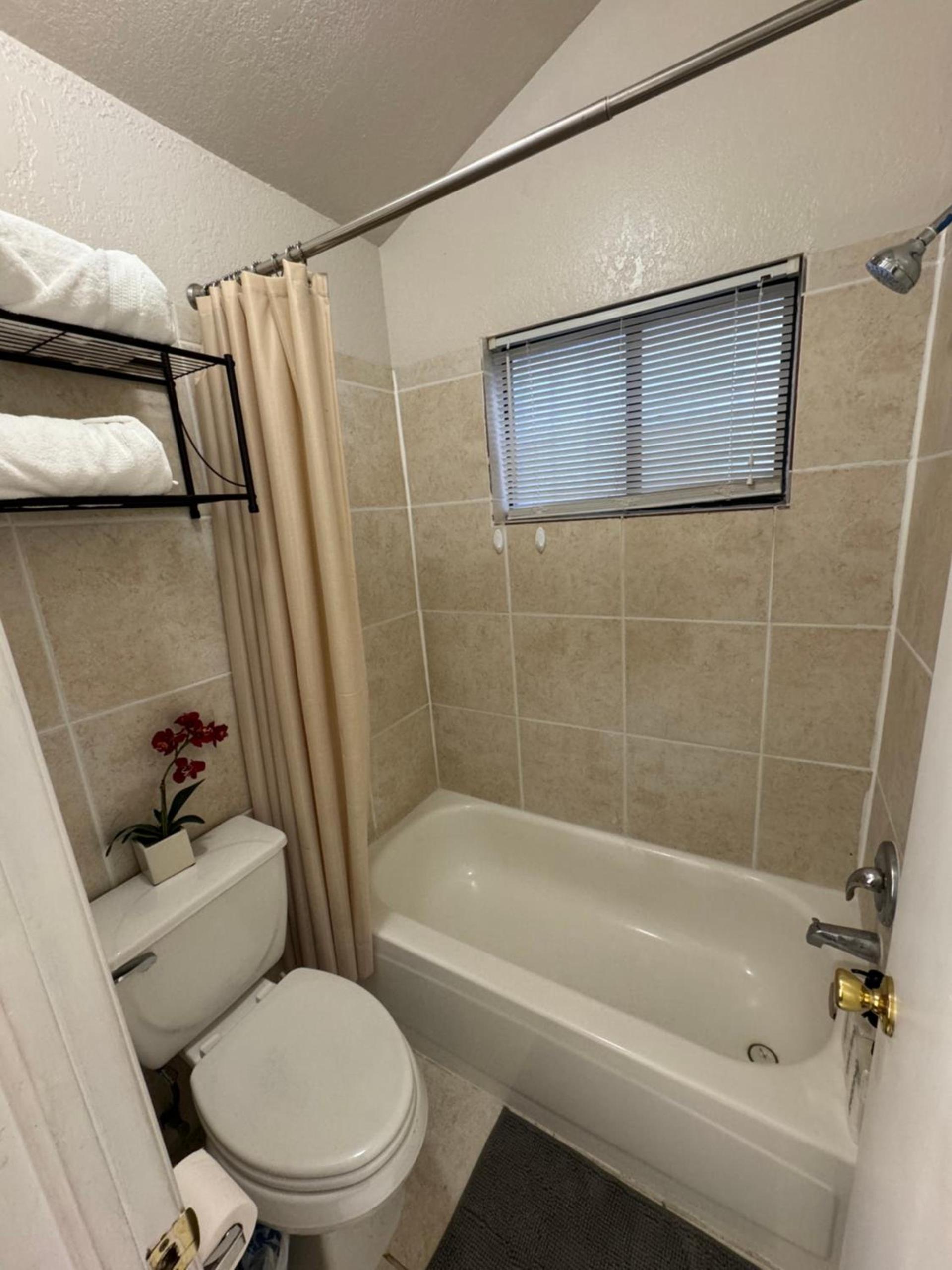 Comfort & Productivity Haven! photo 22