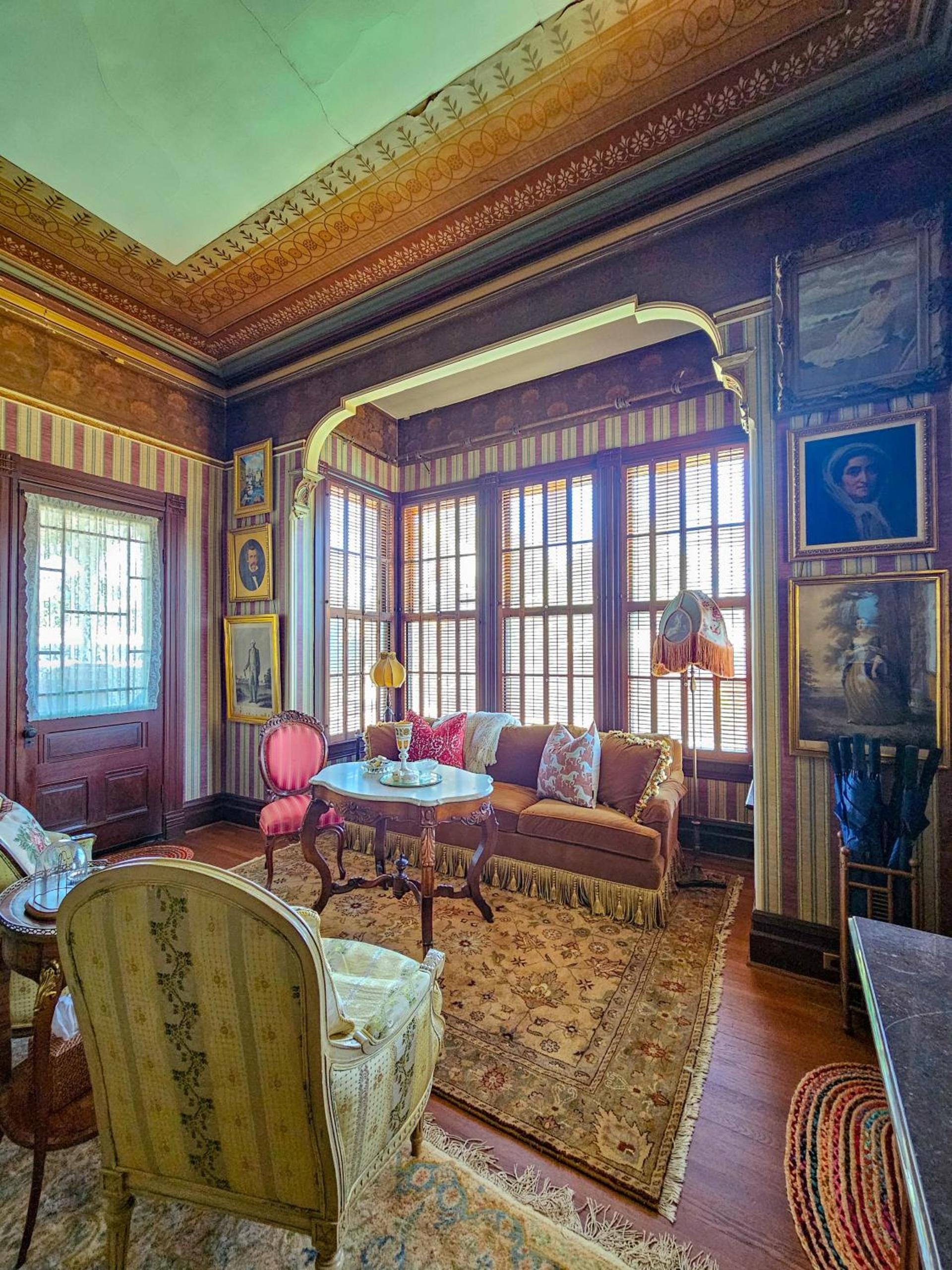 The JD Hyde Historic Inn photo 9