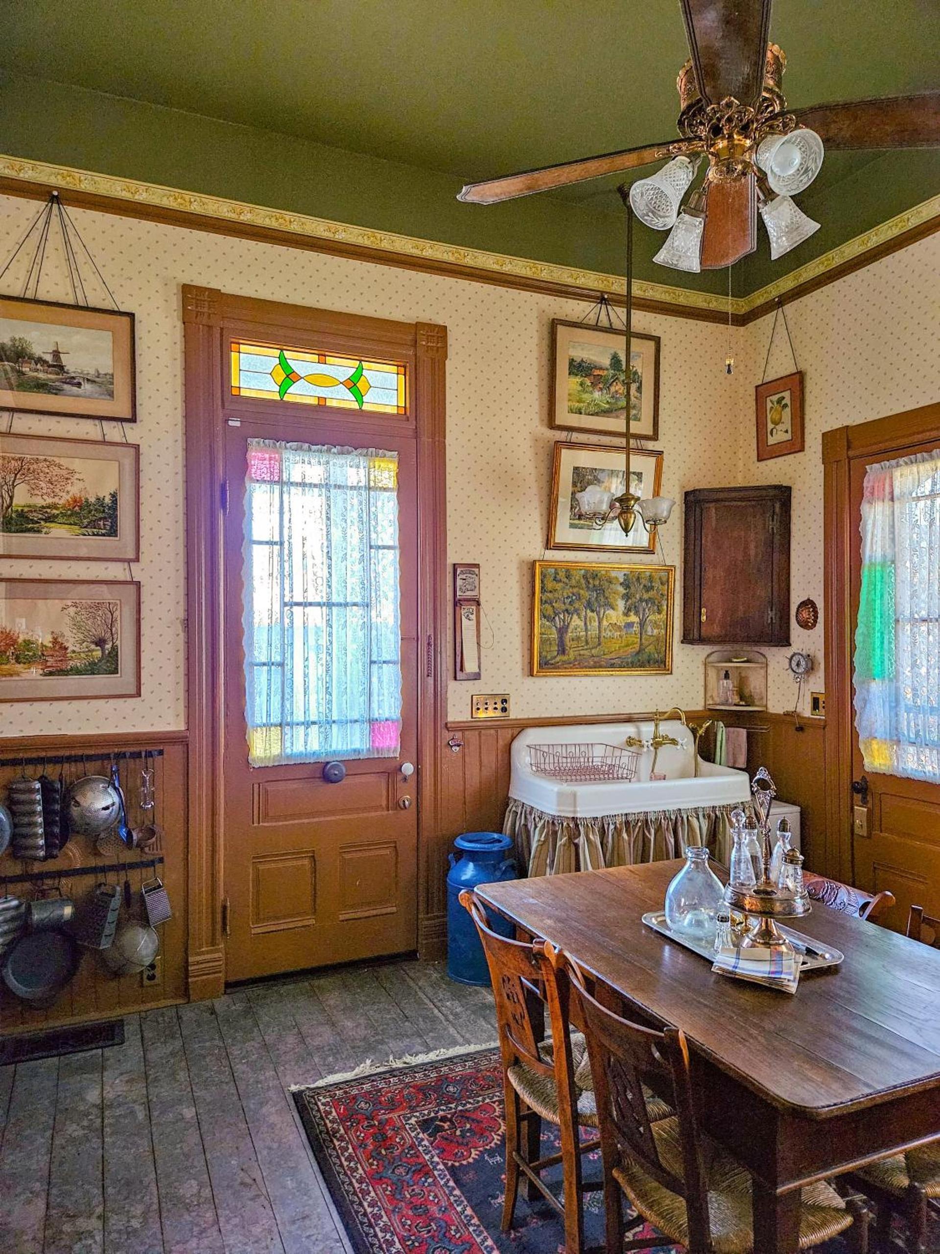 The JD Hyde Historic Inn photo 24