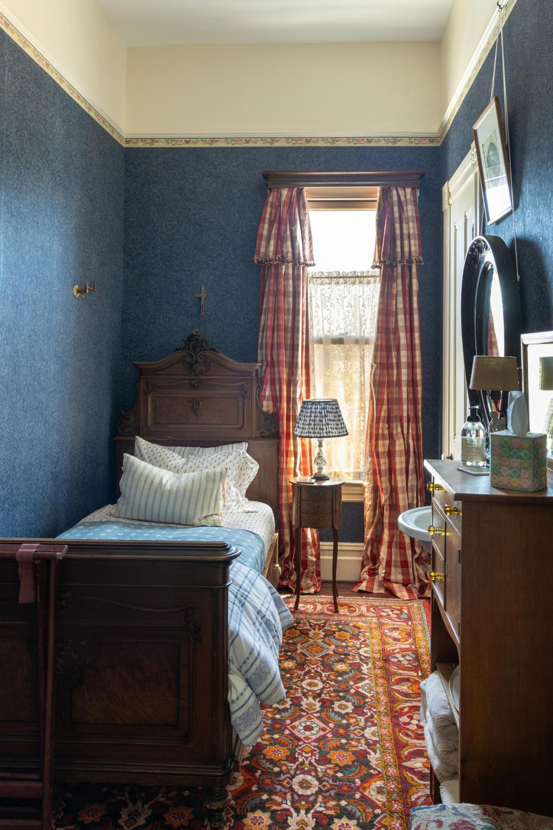 The JD Hyde Historic Inn photo 3