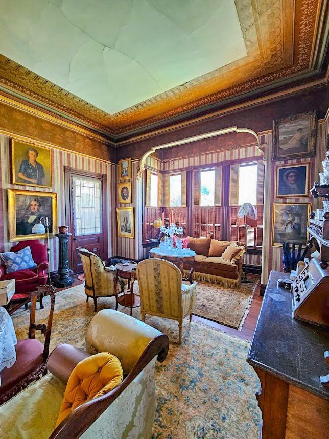 The JD Hyde Historic Inn photo 32