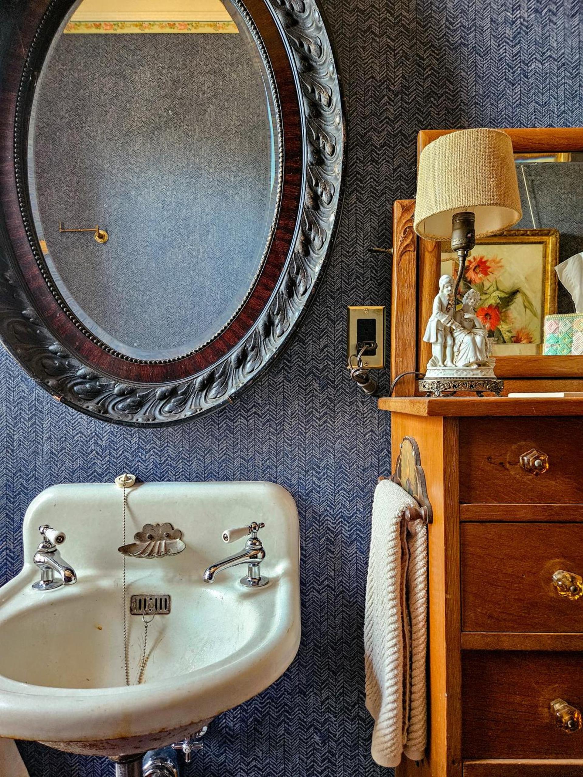The JD Hyde Historic Inn photo 51