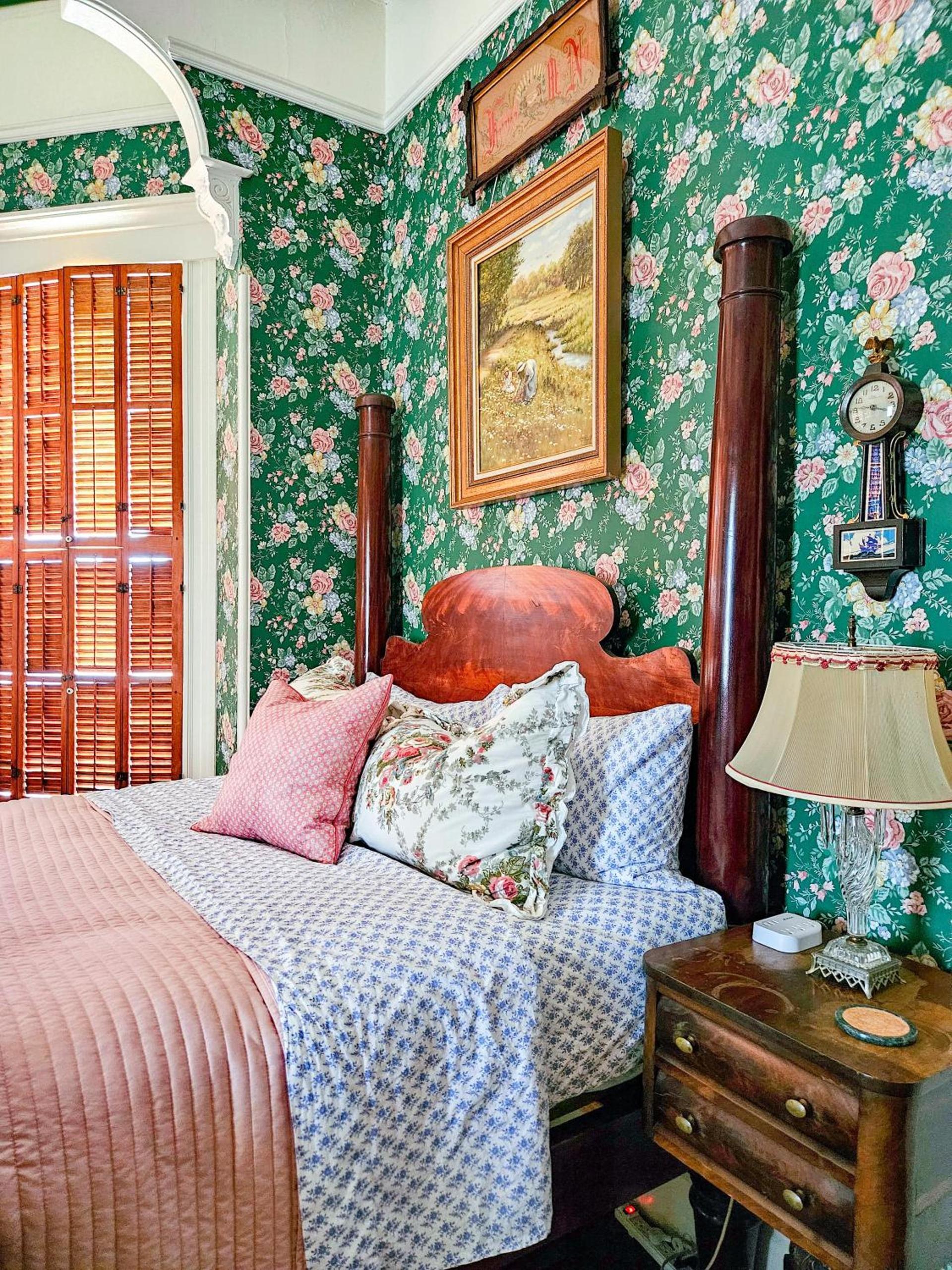 The JD Hyde Historic Inn photo 66
