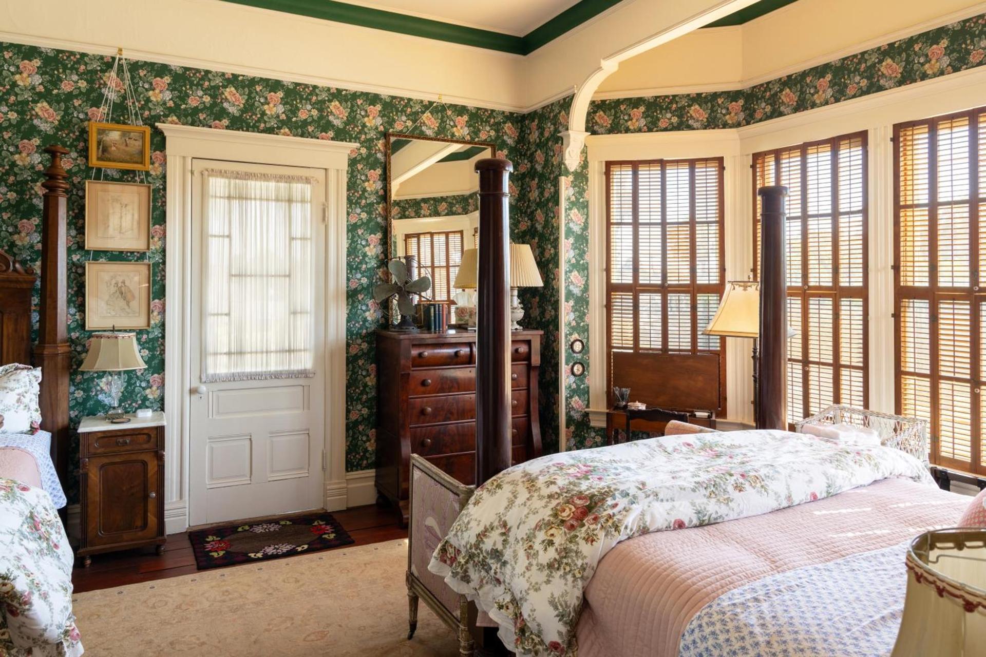 The JD Hyde Historic Inn photo 68