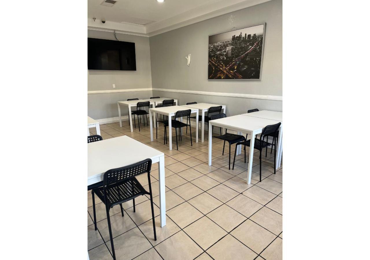 Capri Suites Anaheim photo 30