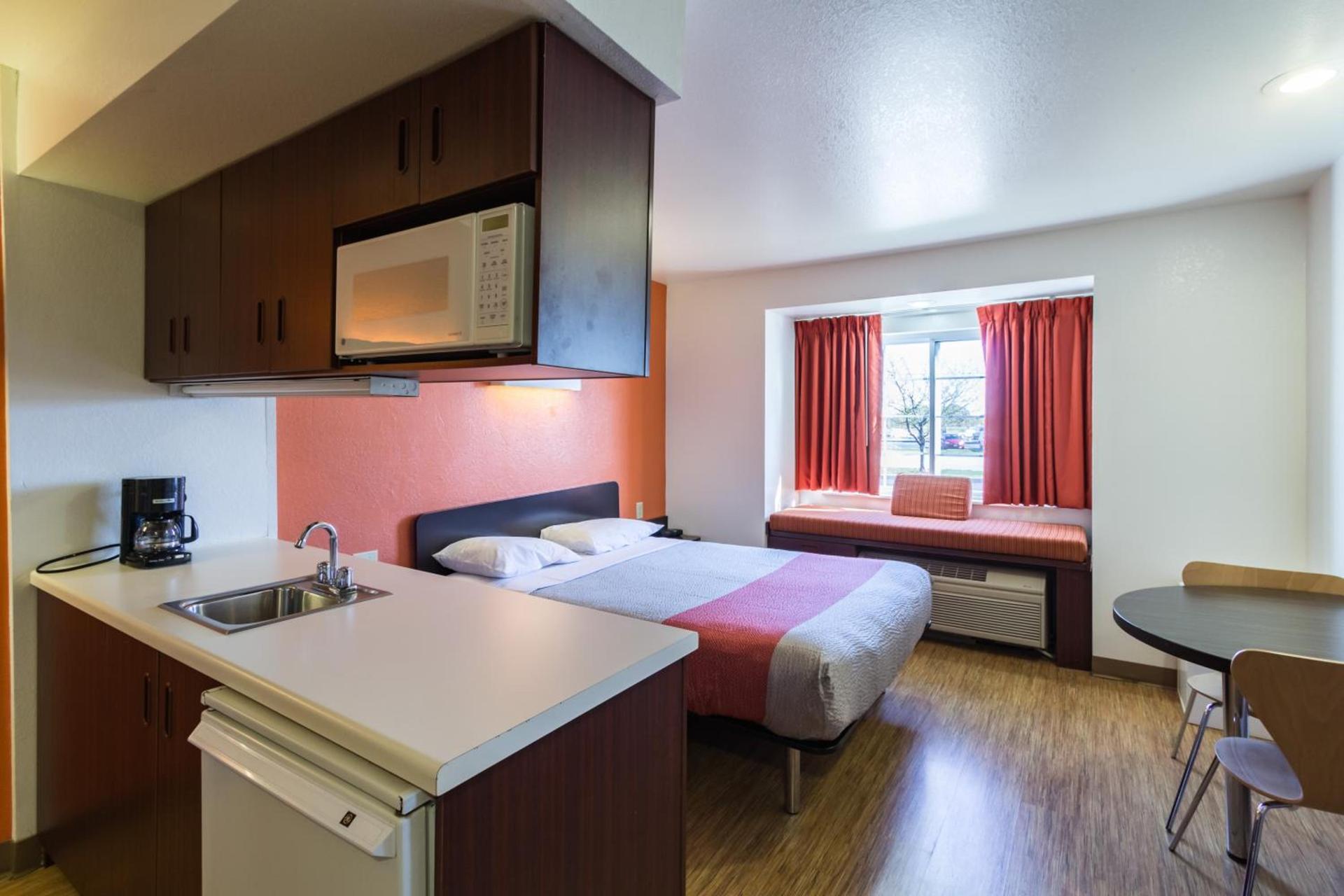 Motel 6-Huron, OH - Sandusky photo 5