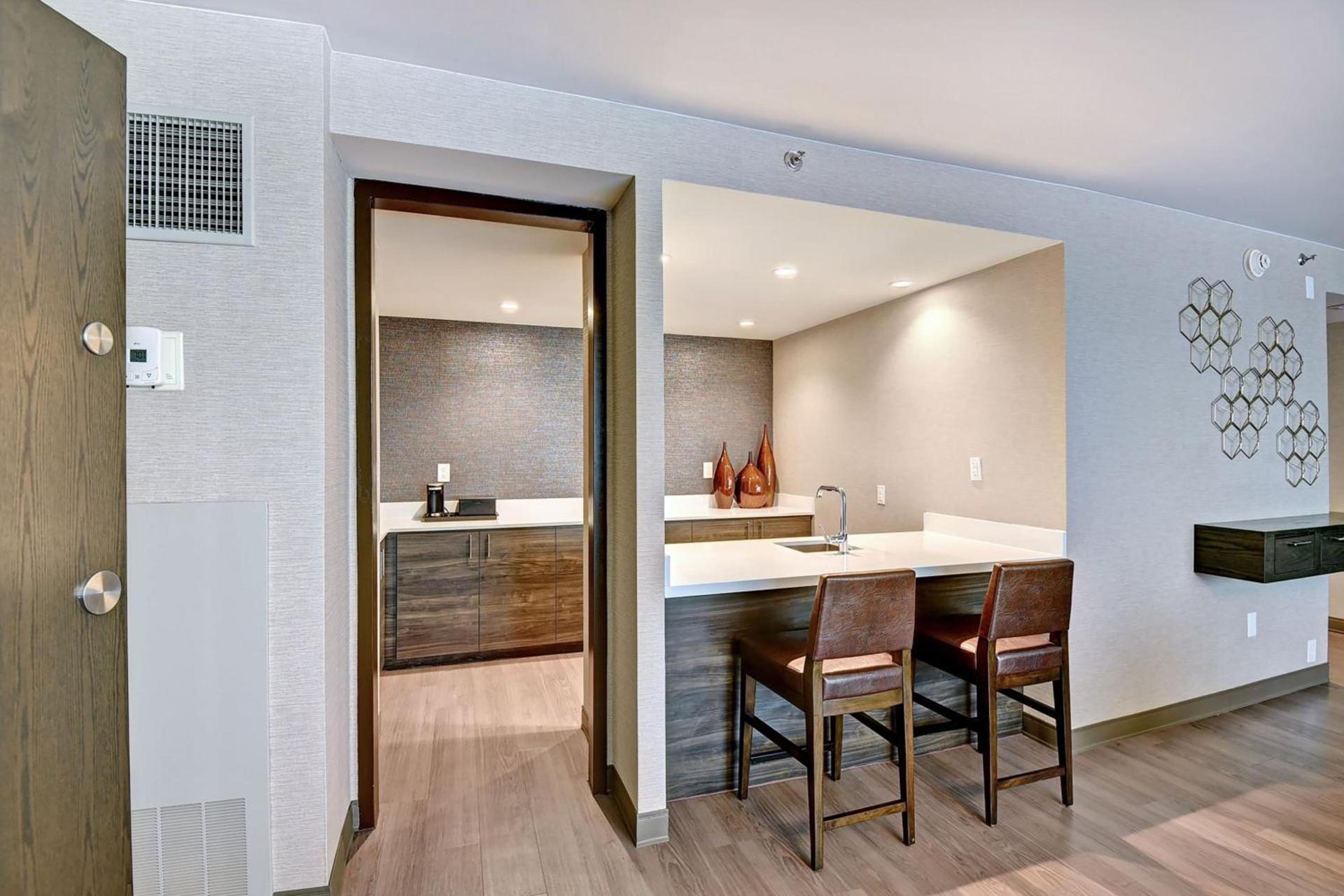 Tulsa Marriott Southern Hills photo 38