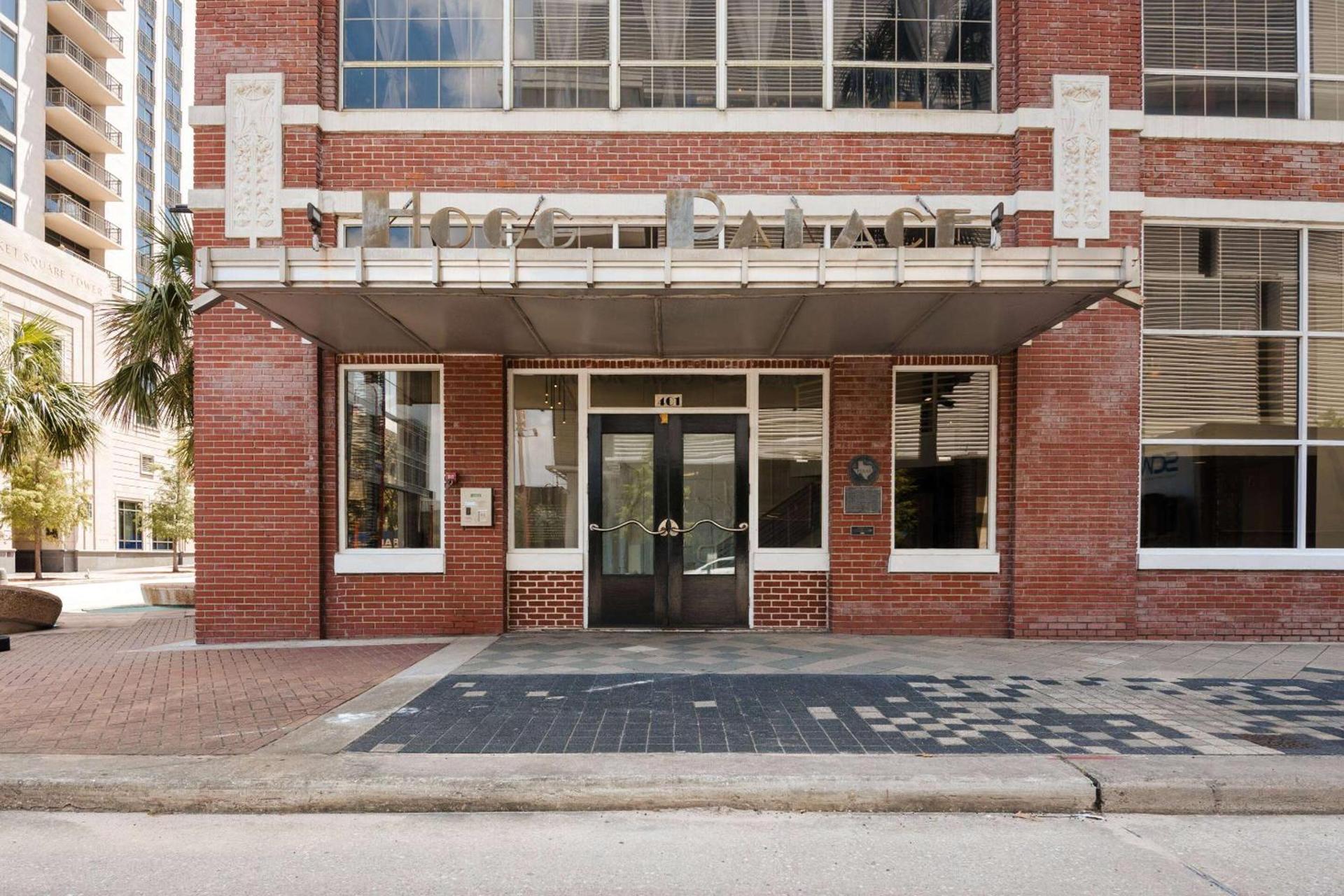 The District at Hogg Palace, A Wyndham Hotel photo 54