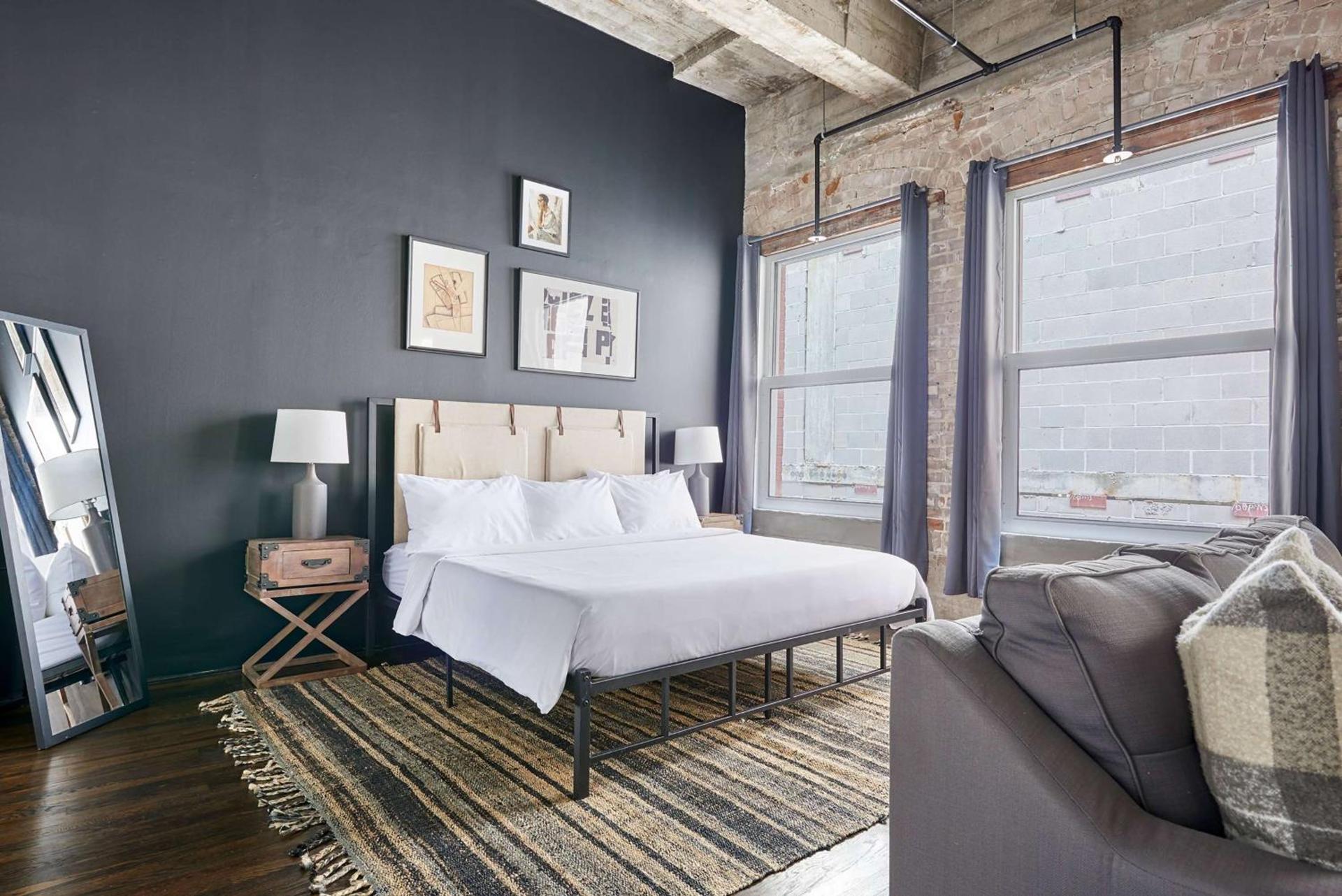 The District at Hogg Palace, A Wyndham Hotel photo 11