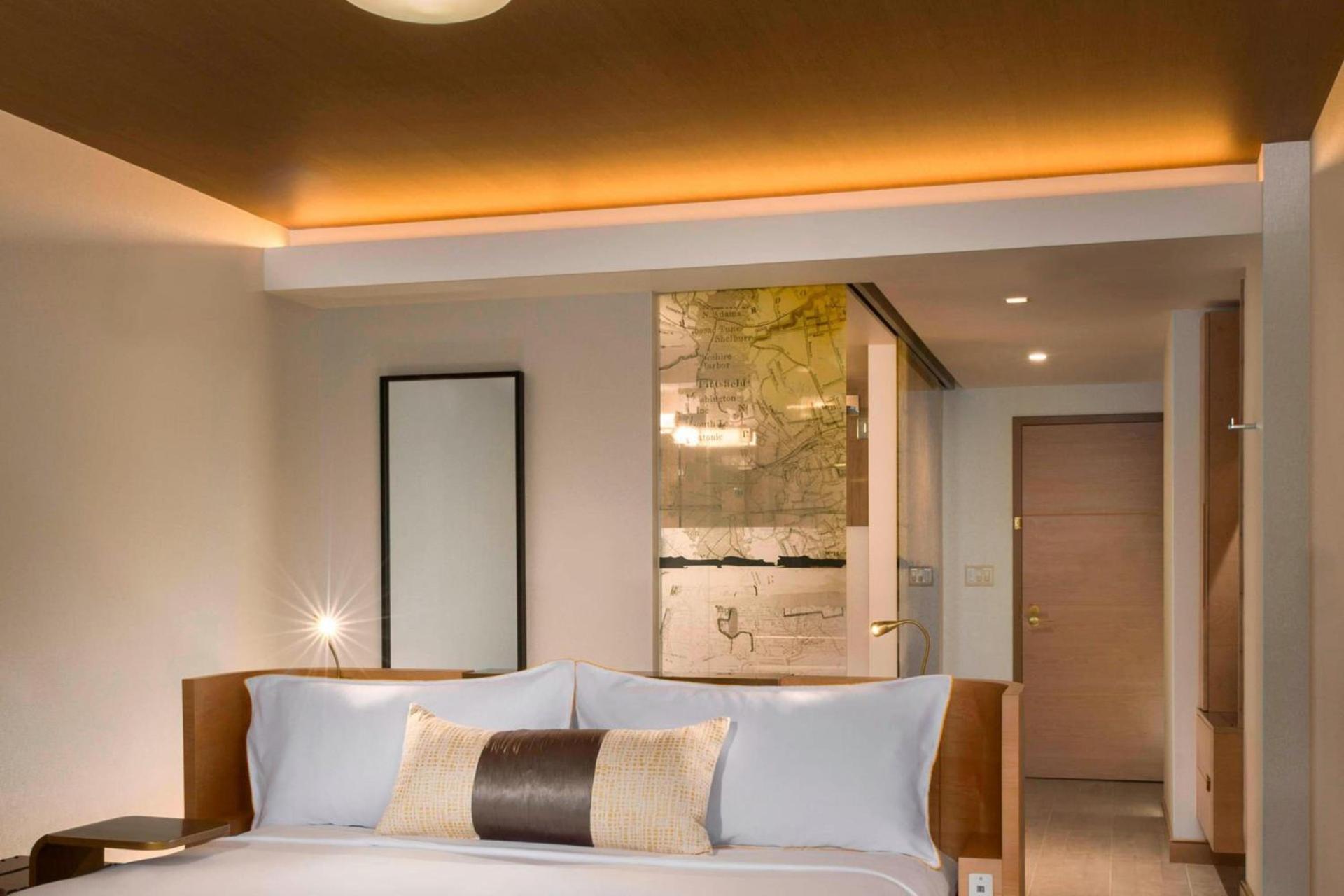 The Envoy Hotel, Autograph Collection photo 26
