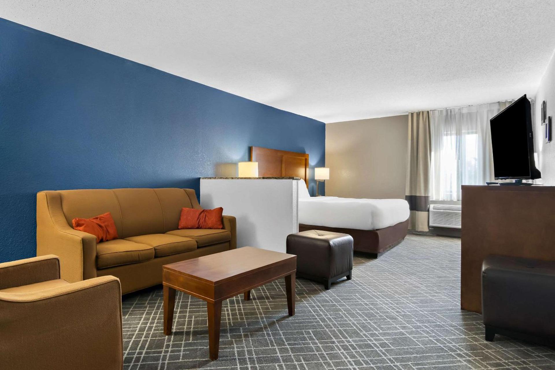 Comfort Inn Joliet West I-80 photo 23
