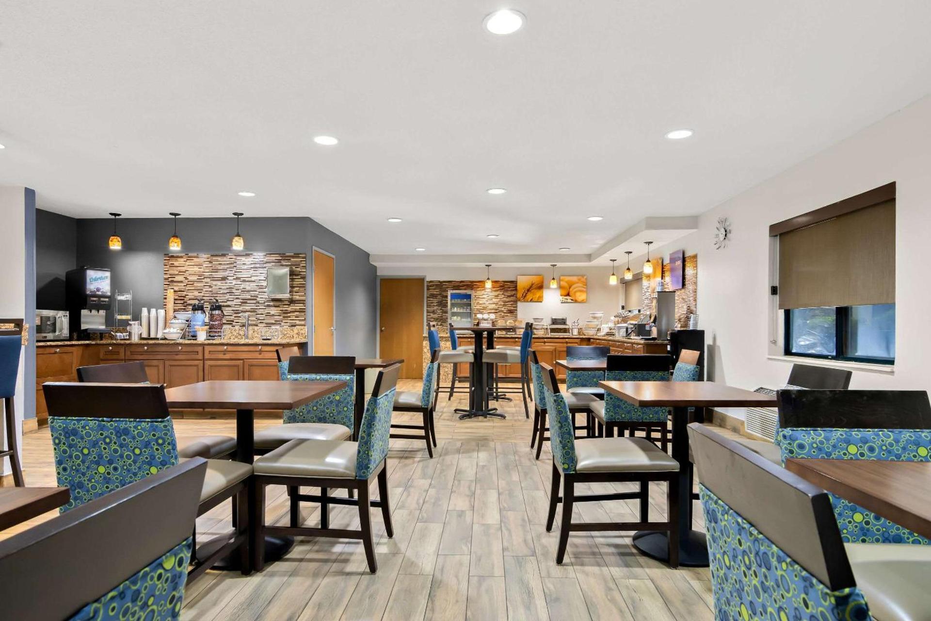 Comfort Inn Joliet West I-80 photo 28