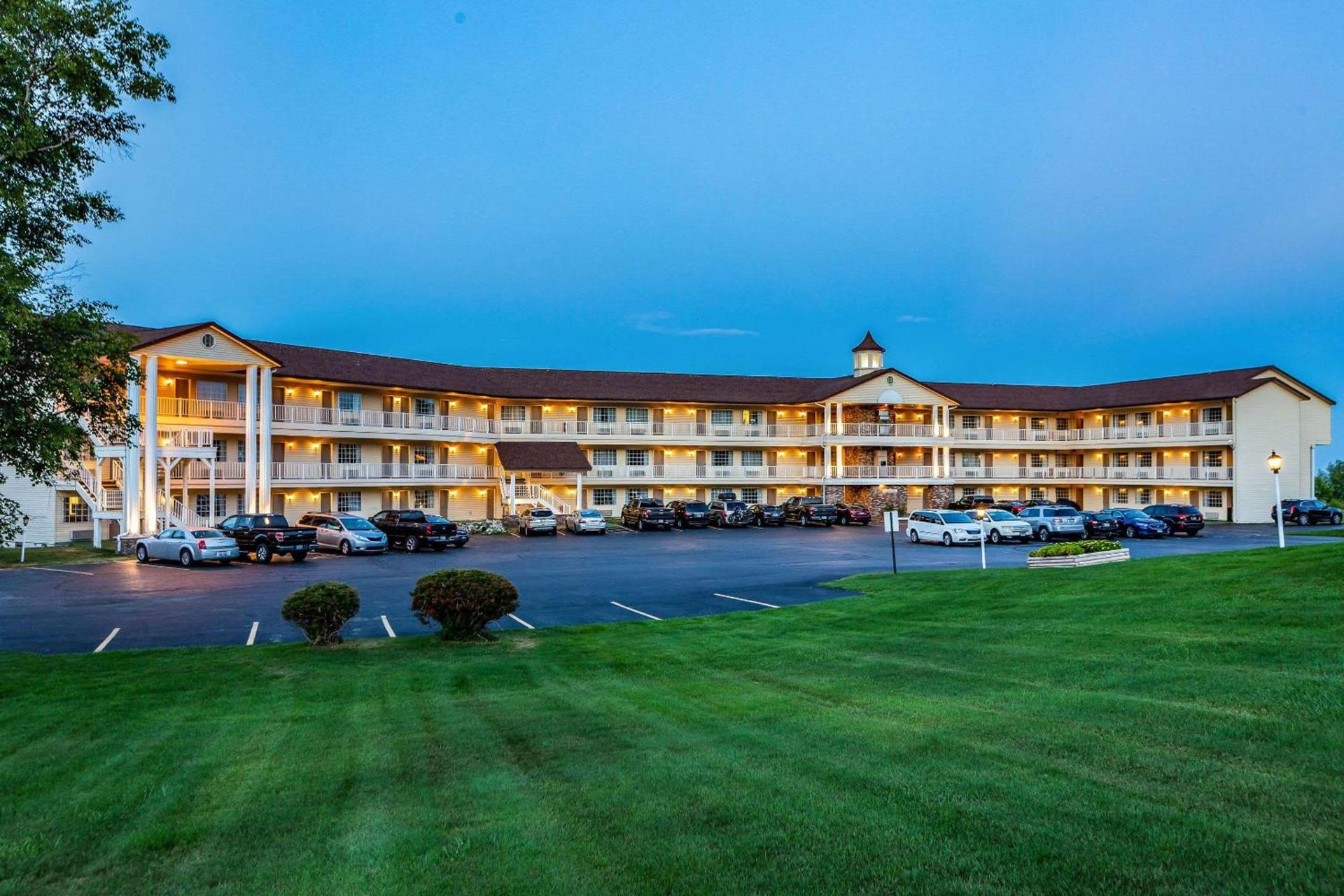 Quality Inn Lakefront photo 27