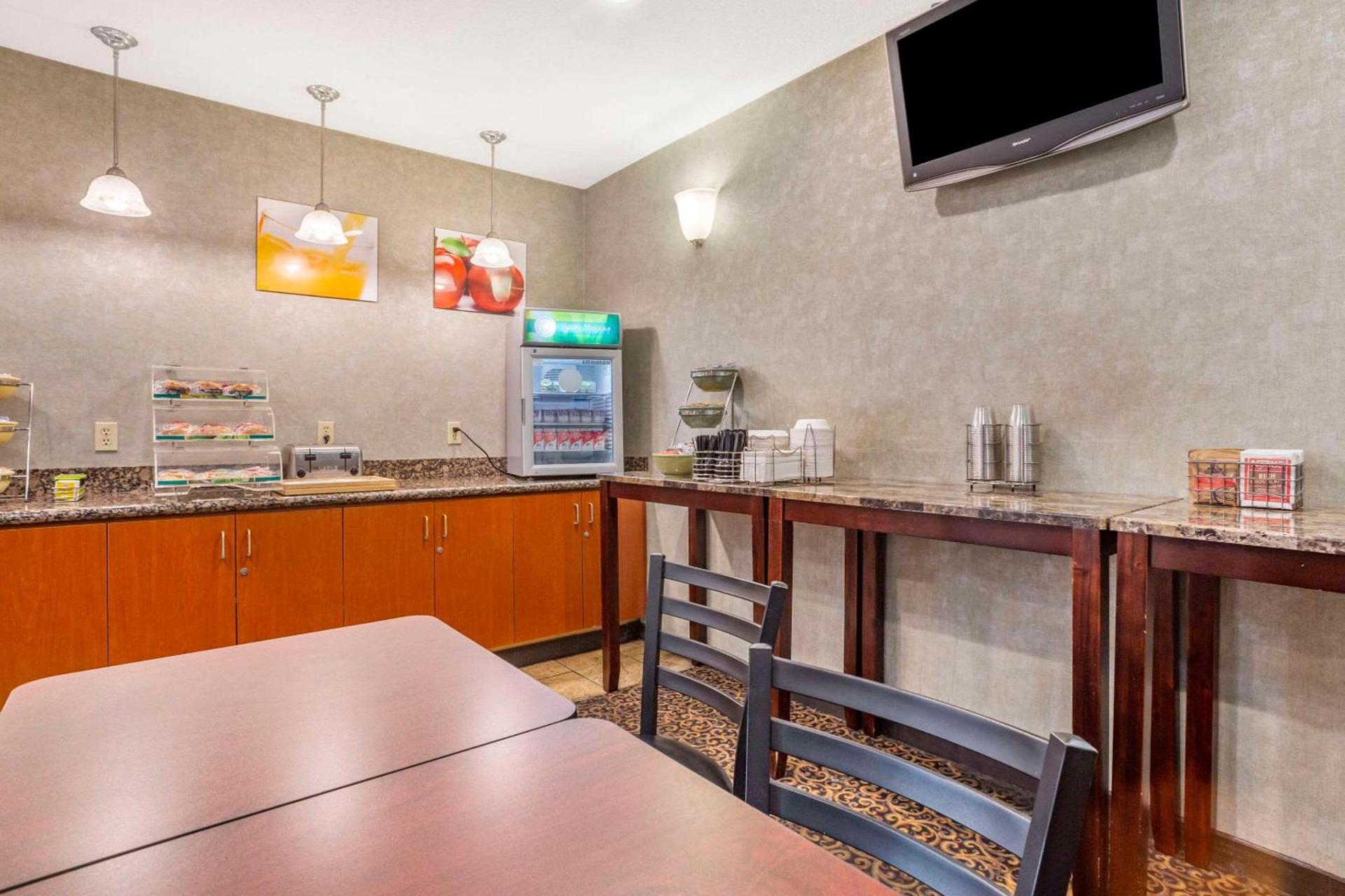 Quality Inn & Suites Livermore Wine Country photo 29