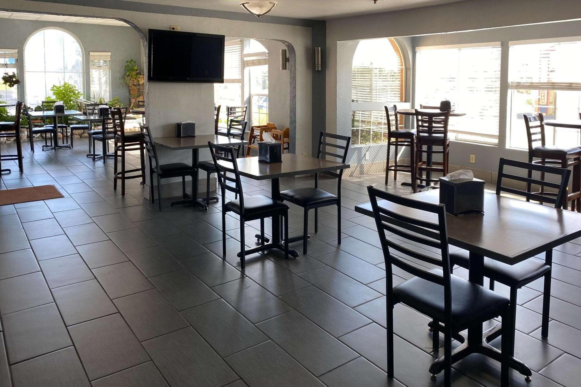 Clarion Hotel By Humboldt Bay photo 42