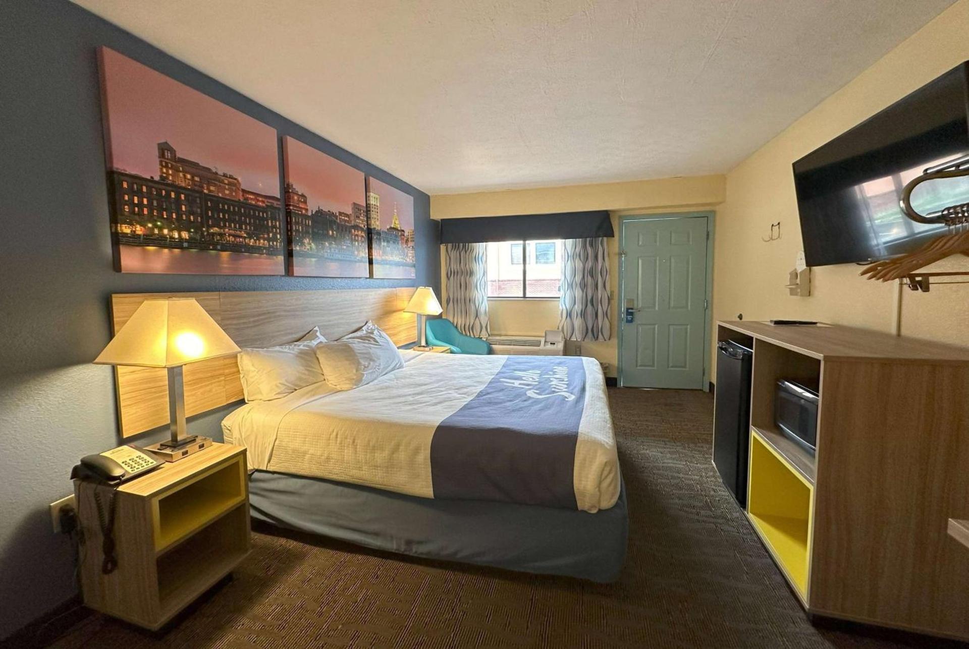 Days Inn by Wyndham Renfro Valley Mount Vernon photo 12