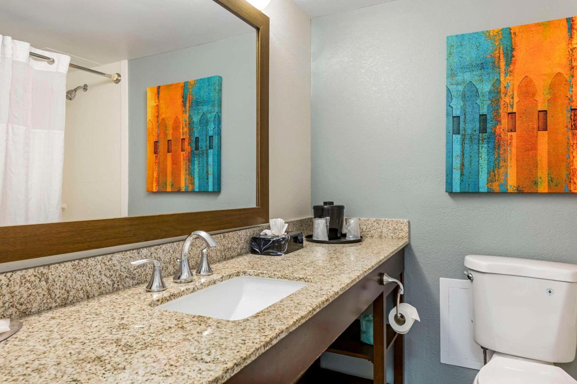 MainStay Suites MSP Airport - Mall of America photo 10