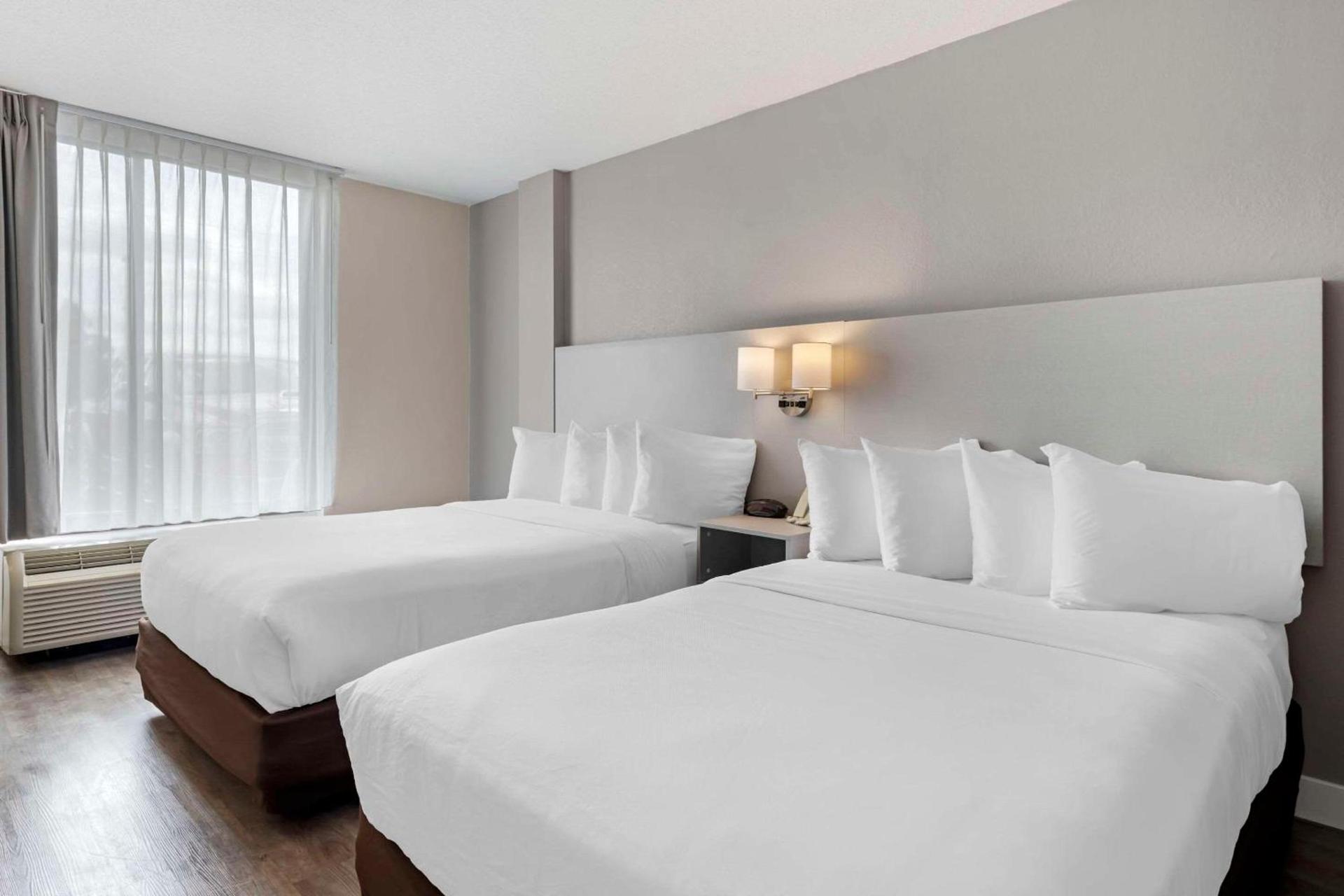 MainStay Suites MSP Airport - Mall of America photo 15