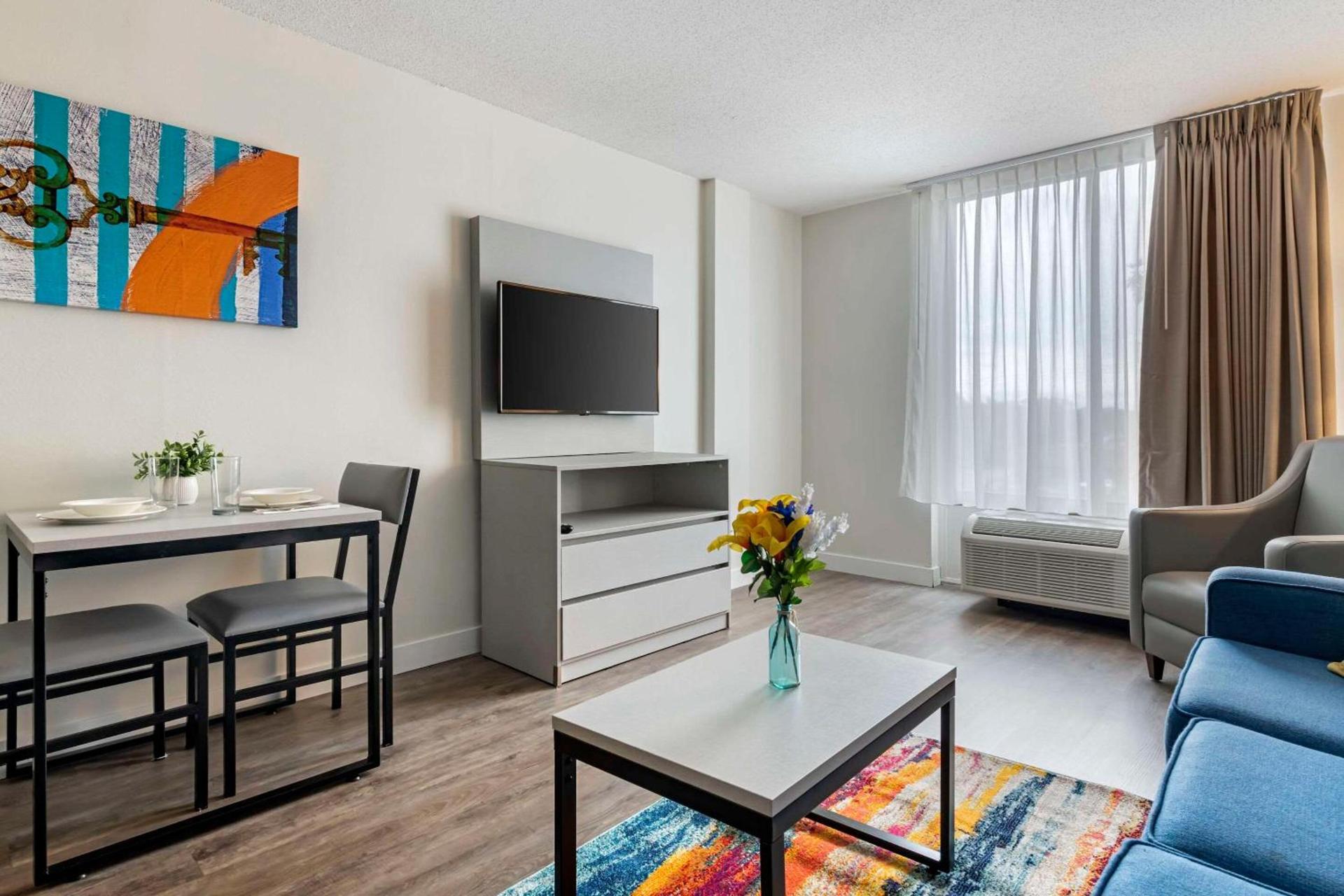 MainStay Suites MSP Airport - Mall of America photo 24