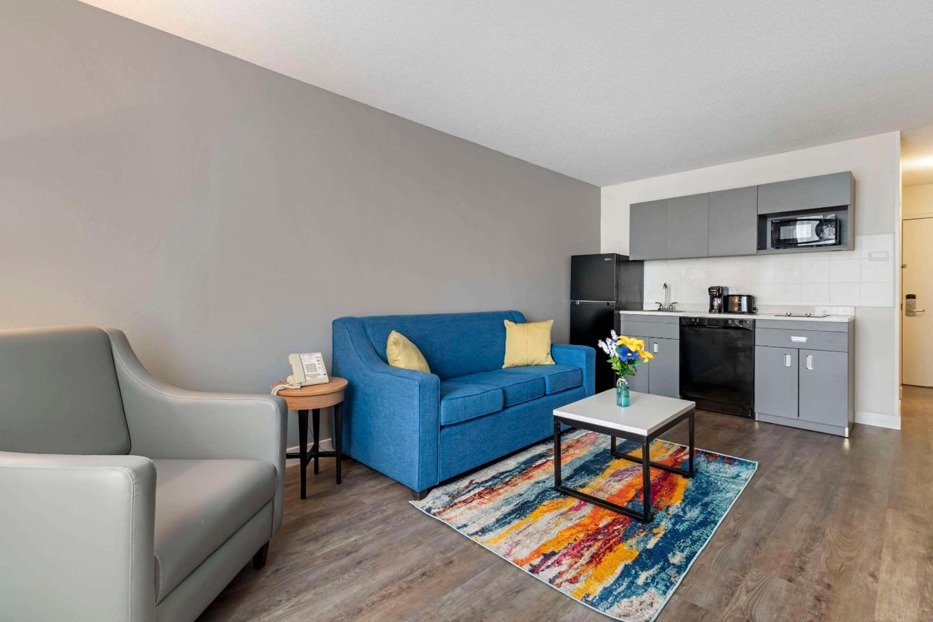 MainStay Suites MSP Airport - Mall of America photo 25