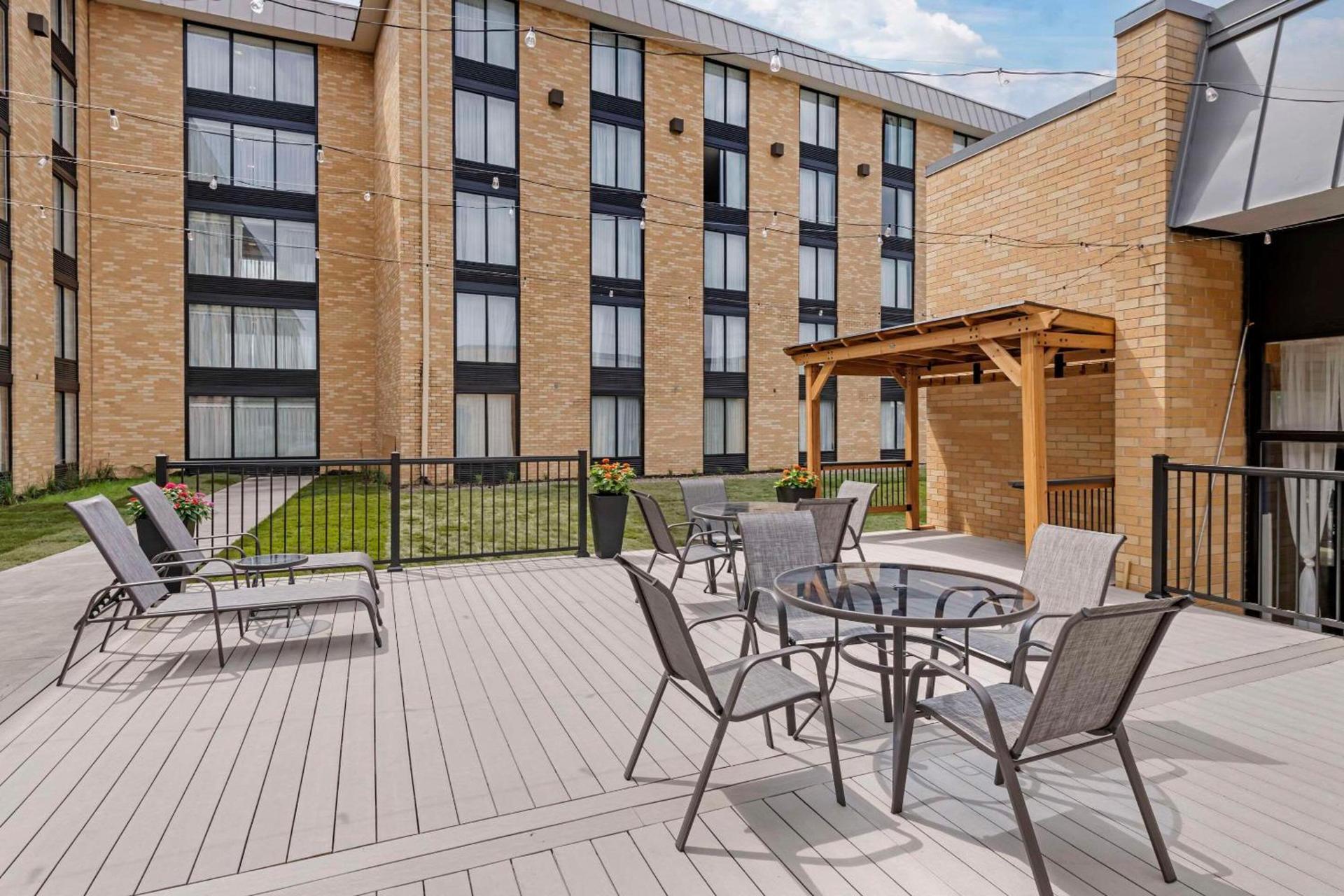 MainStay Suites MSP Airport - Mall of America photo 35