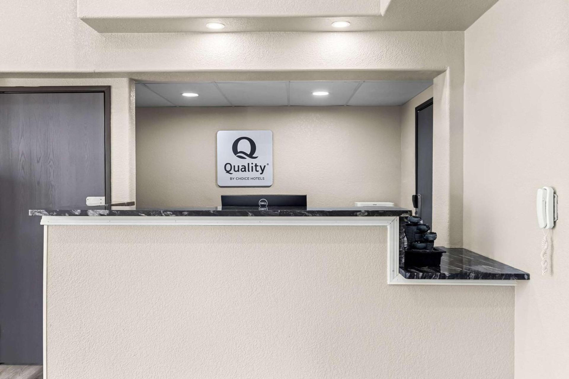 Quality Inn Oskaloosa photo 7