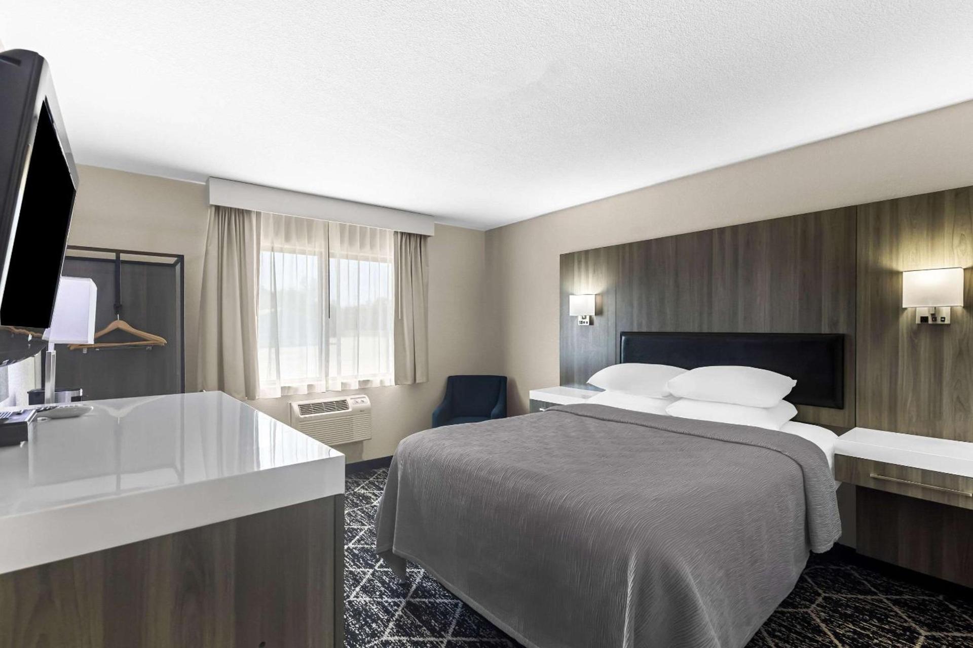 Quality Inn Oskaloosa photo 14