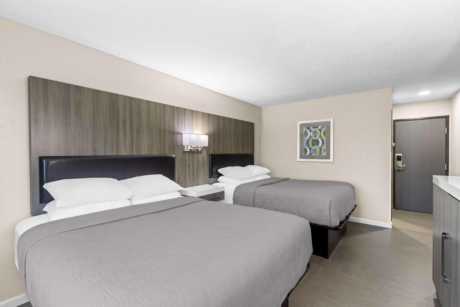 Quality Inn Oskaloosa photo 26
