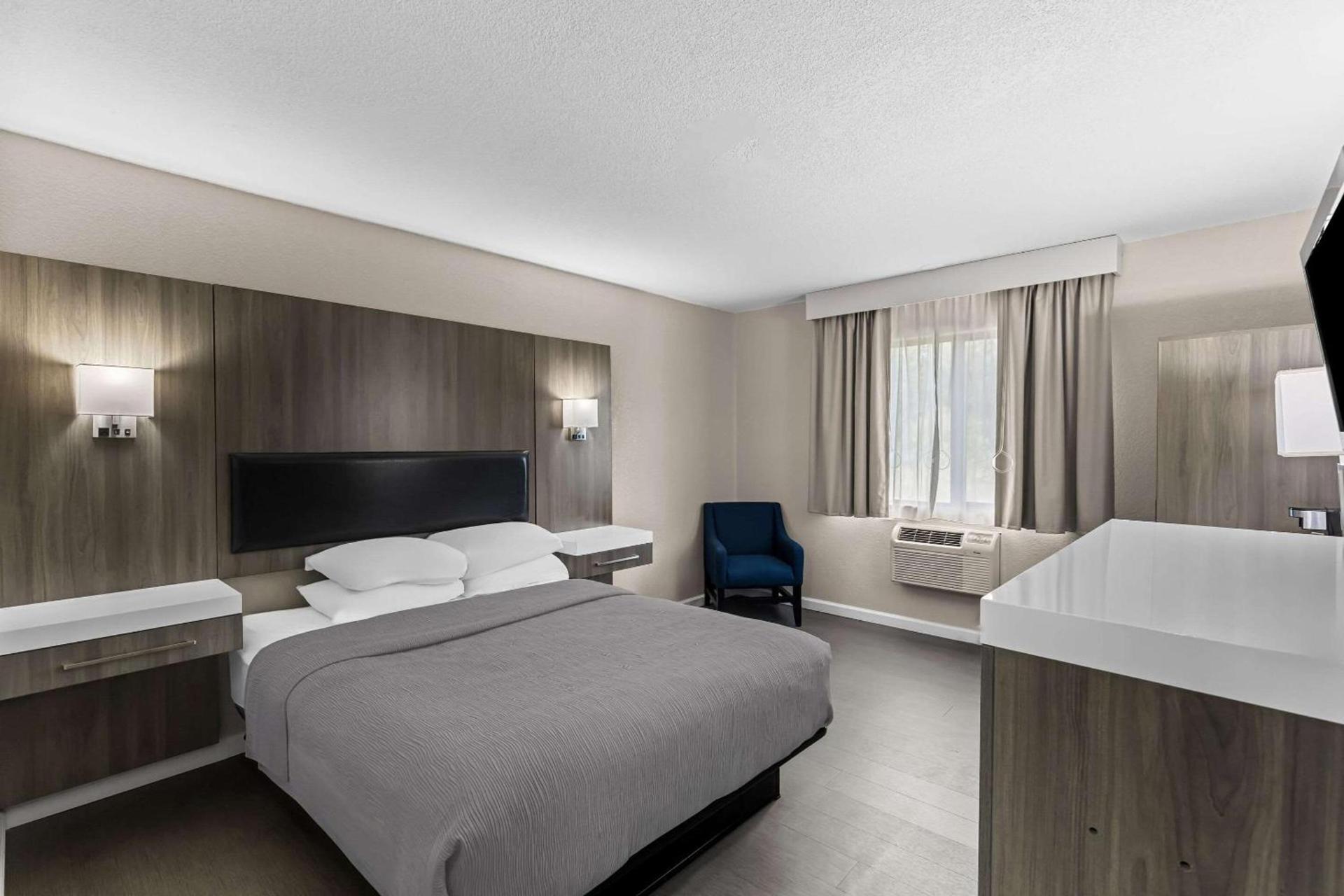 Quality Inn Oskaloosa photo 29