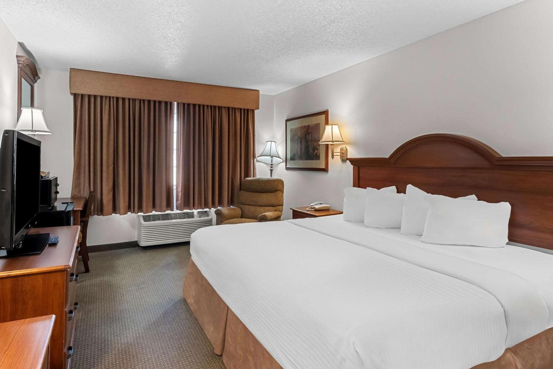 Quality Inn Blackwell I-35 photo 13