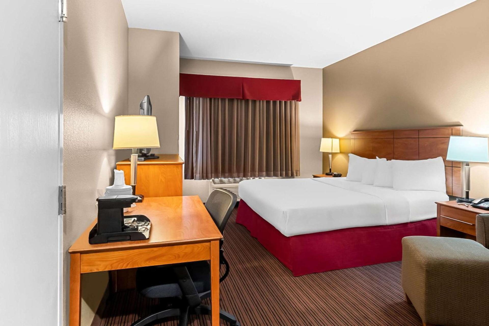 Quality Inn Blackwell I-35 photo 21