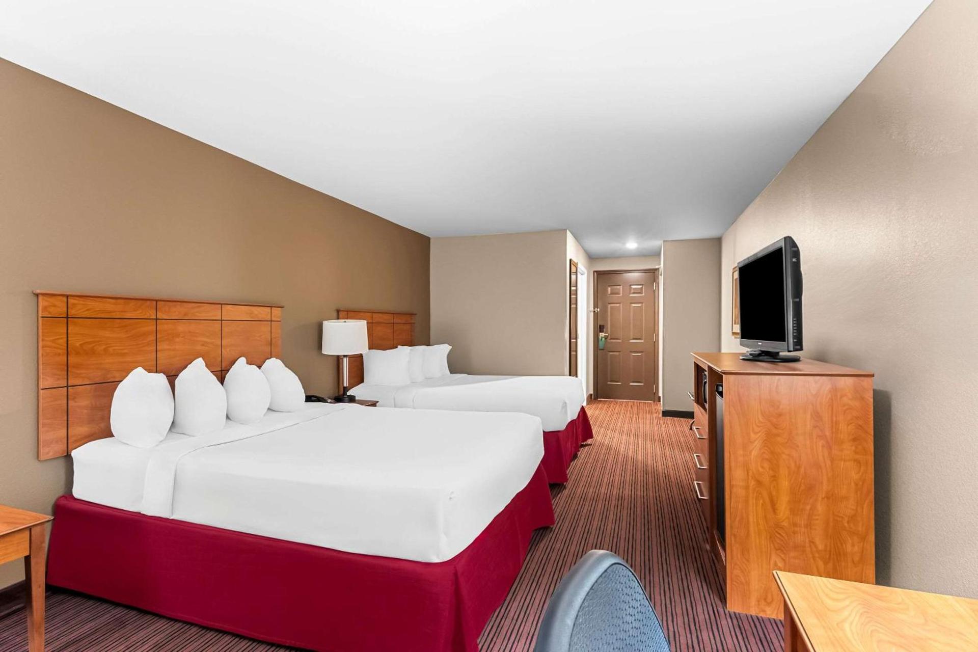 Quality Inn Blackwell I-35 photo 29