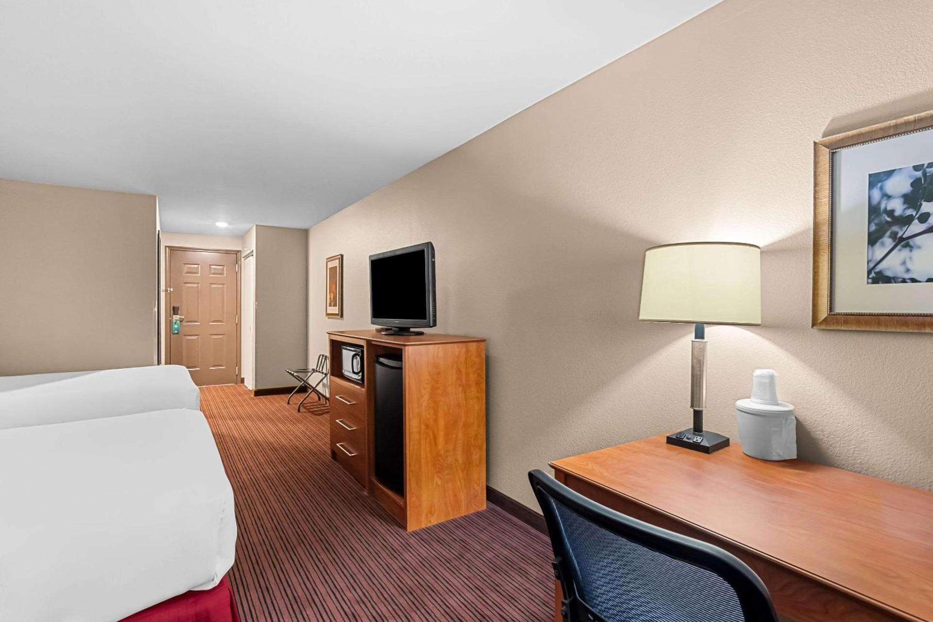 Quality Inn Blackwell I-35 photo 28