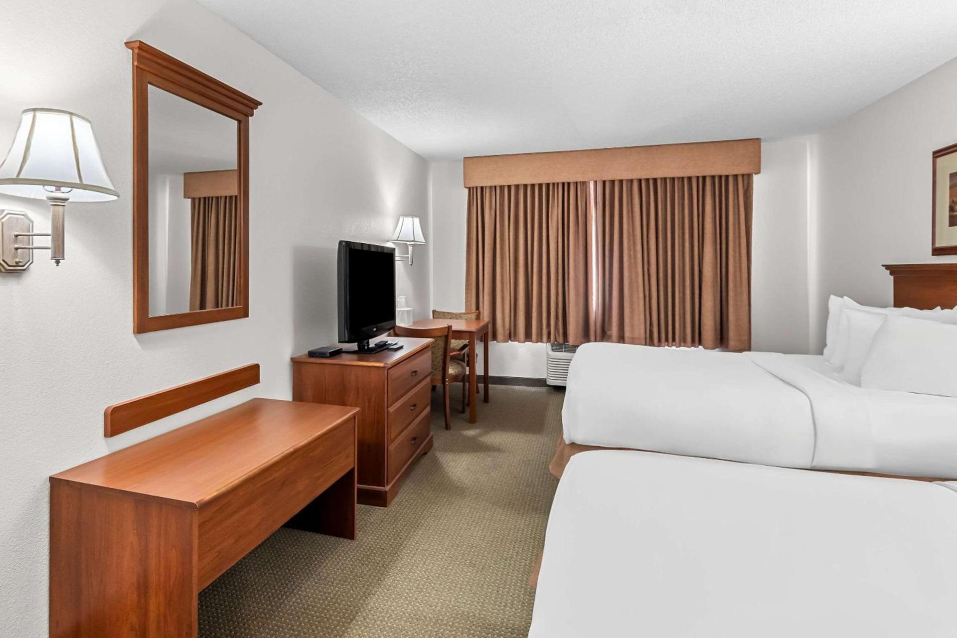 Quality Inn Blackwell I-35 photo 32