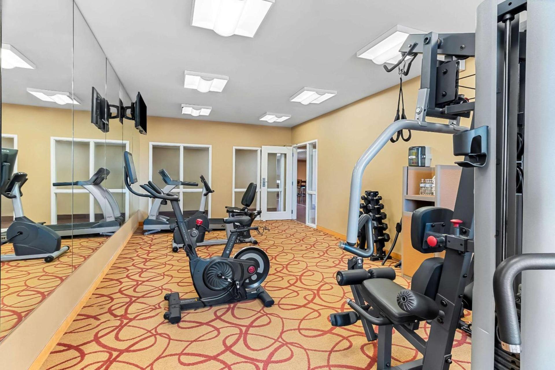 Quality Inn Blackwell I-35 photo 35
